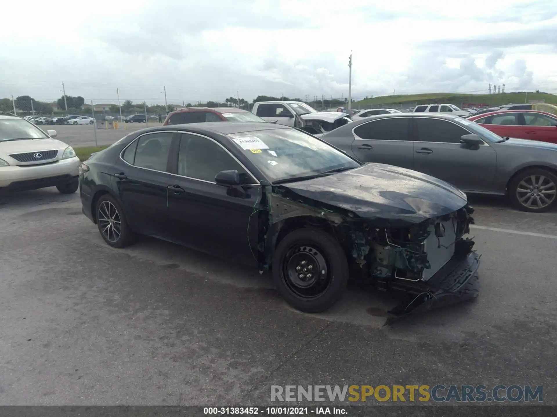 1 Photograph of a damaged car 4T1G11AK7MU606858 TOYOTA CAMRY 2021