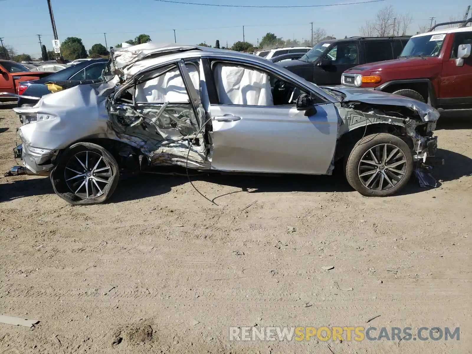 9 Photograph of a damaged car 4T1G11AK8MU413960 TOYOTA CAMRY 2021