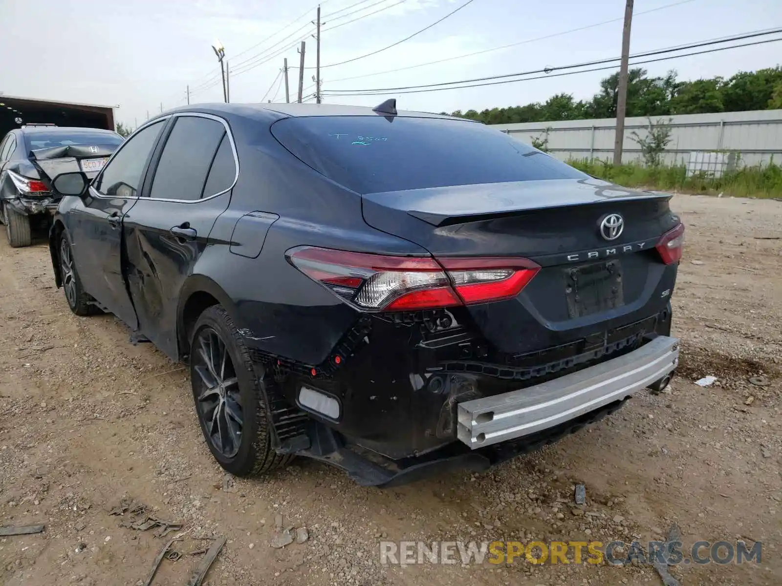 3 Photograph of a damaged car 4T1G11AK8MU421816 TOYOTA CAMRY 2021