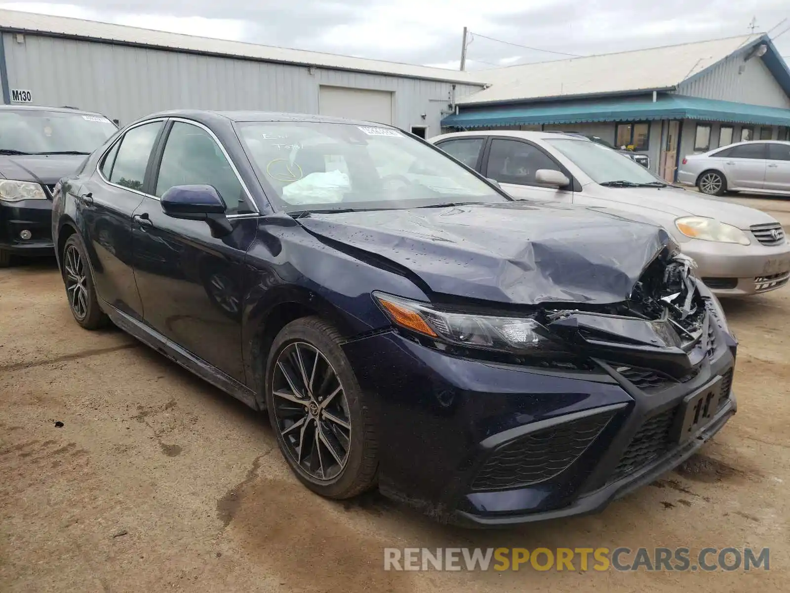 1 Photograph of a damaged car 4T1G11AK8MU423498 TOYOTA CAMRY 2021