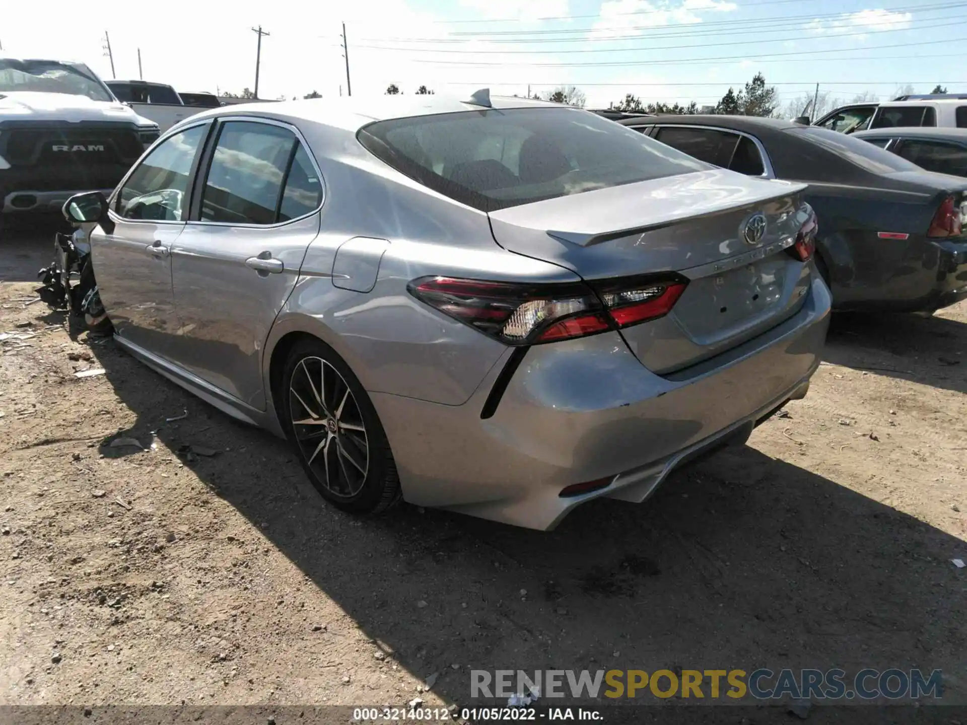 3 Photograph of a damaged car 4T1G11AK8MU423565 TOYOTA CAMRY 2021