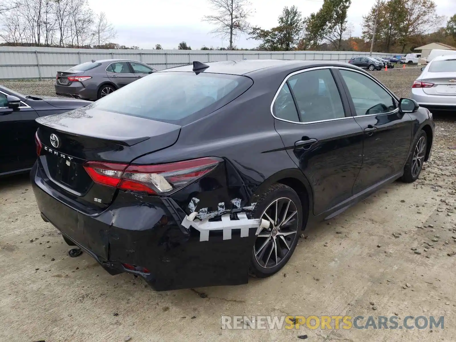 4 Photograph of a damaged car 4T1G11AK8MU423906 TOYOTA CAMRY 2021