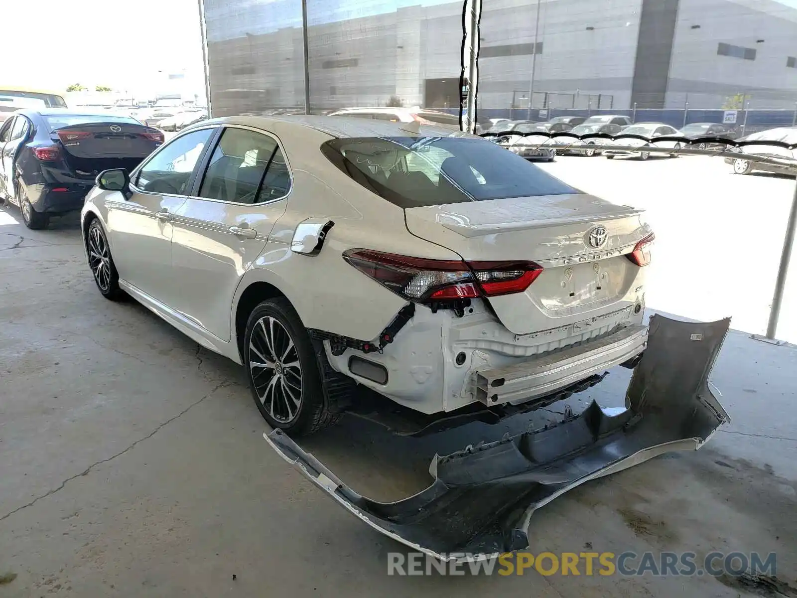 3 Photograph of a damaged car 4T1G11AK8MU425218 TOYOTA CAMRY 2021