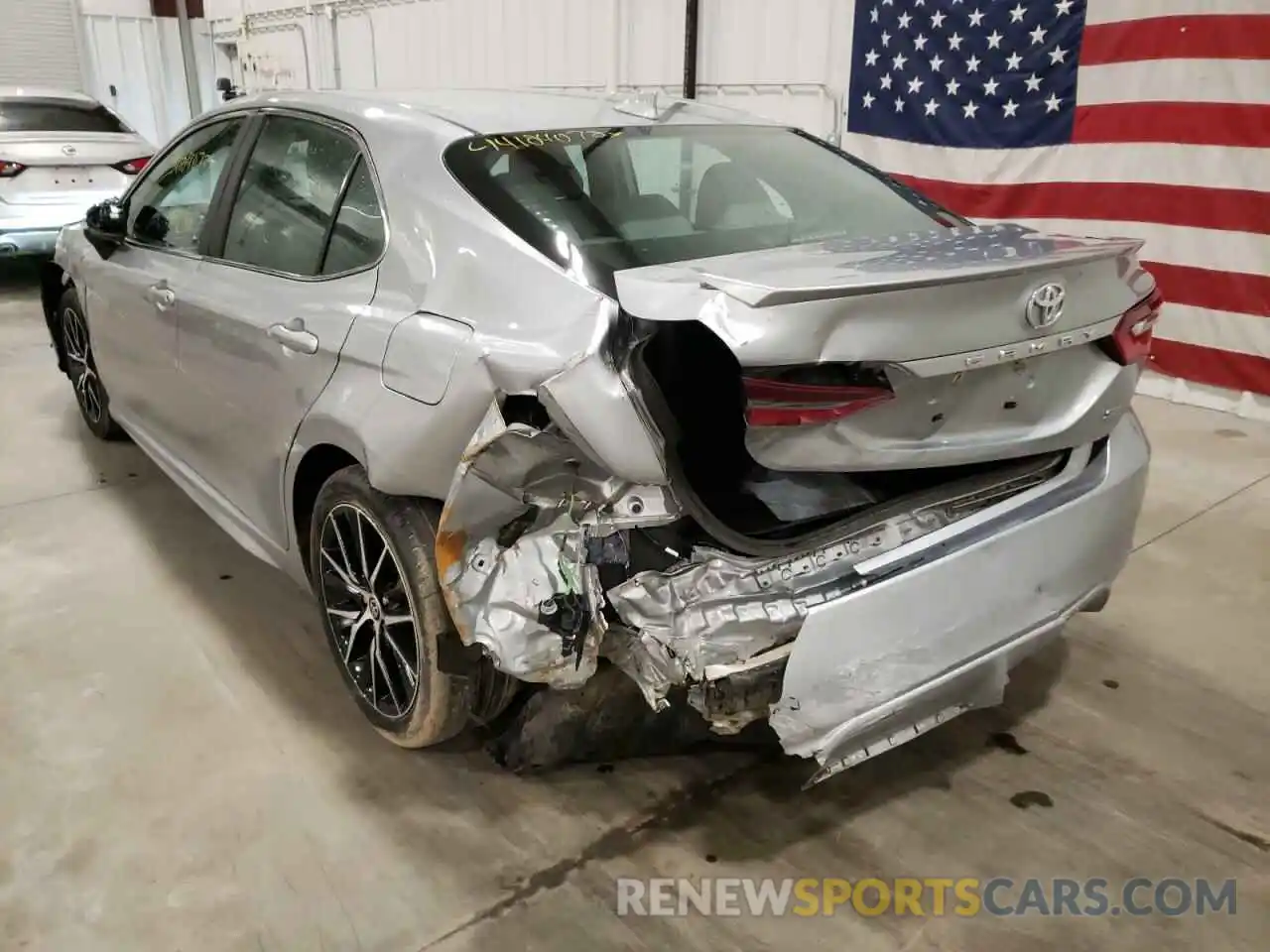 3 Photograph of a damaged car 4T1G11AK8MU428071 TOYOTA CAMRY 2021