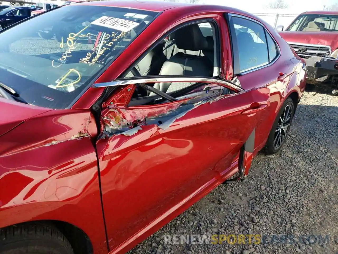 9 Photograph of a damaged car 4T1G11AK8MU455447 TOYOTA CAMRY 2021