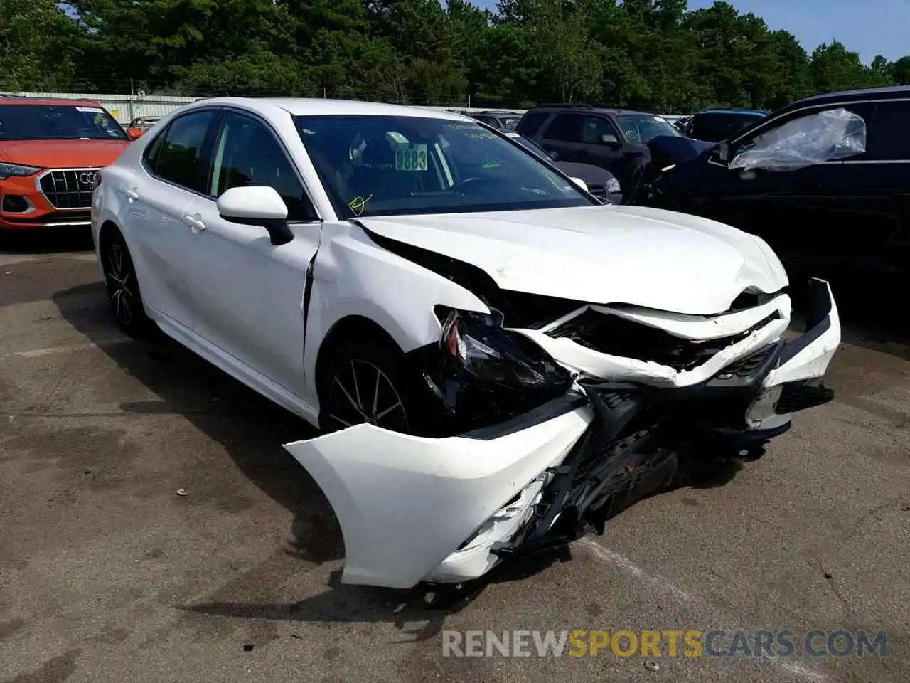 1 Photograph of a damaged car 4T1G11AK8MU467209 TOYOTA CAMRY 2021