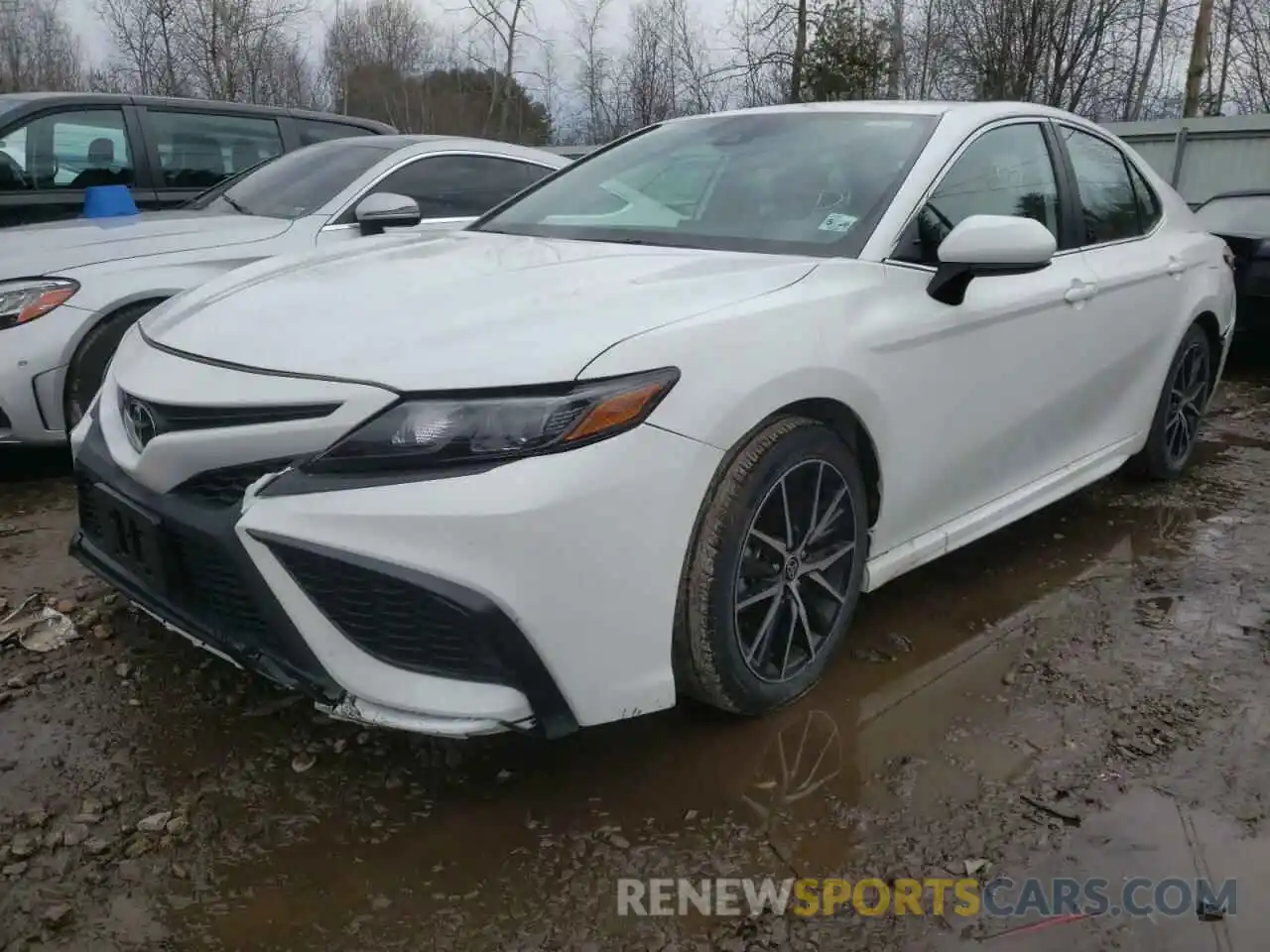 2 Photograph of a damaged car 4T1G11AK8MU467307 TOYOTA CAMRY 2021