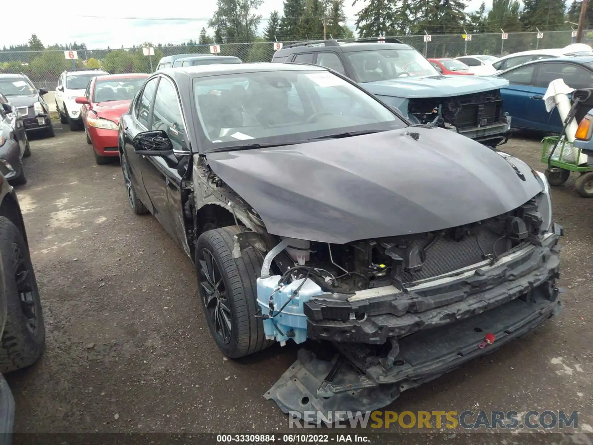 1 Photograph of a damaged car 4T1G11AK8MU476640 TOYOTA CAMRY 2021