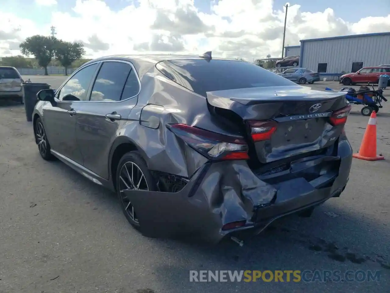 3 Photograph of a damaged car 4T1G11AK8MU476749 TOYOTA CAMRY 2021