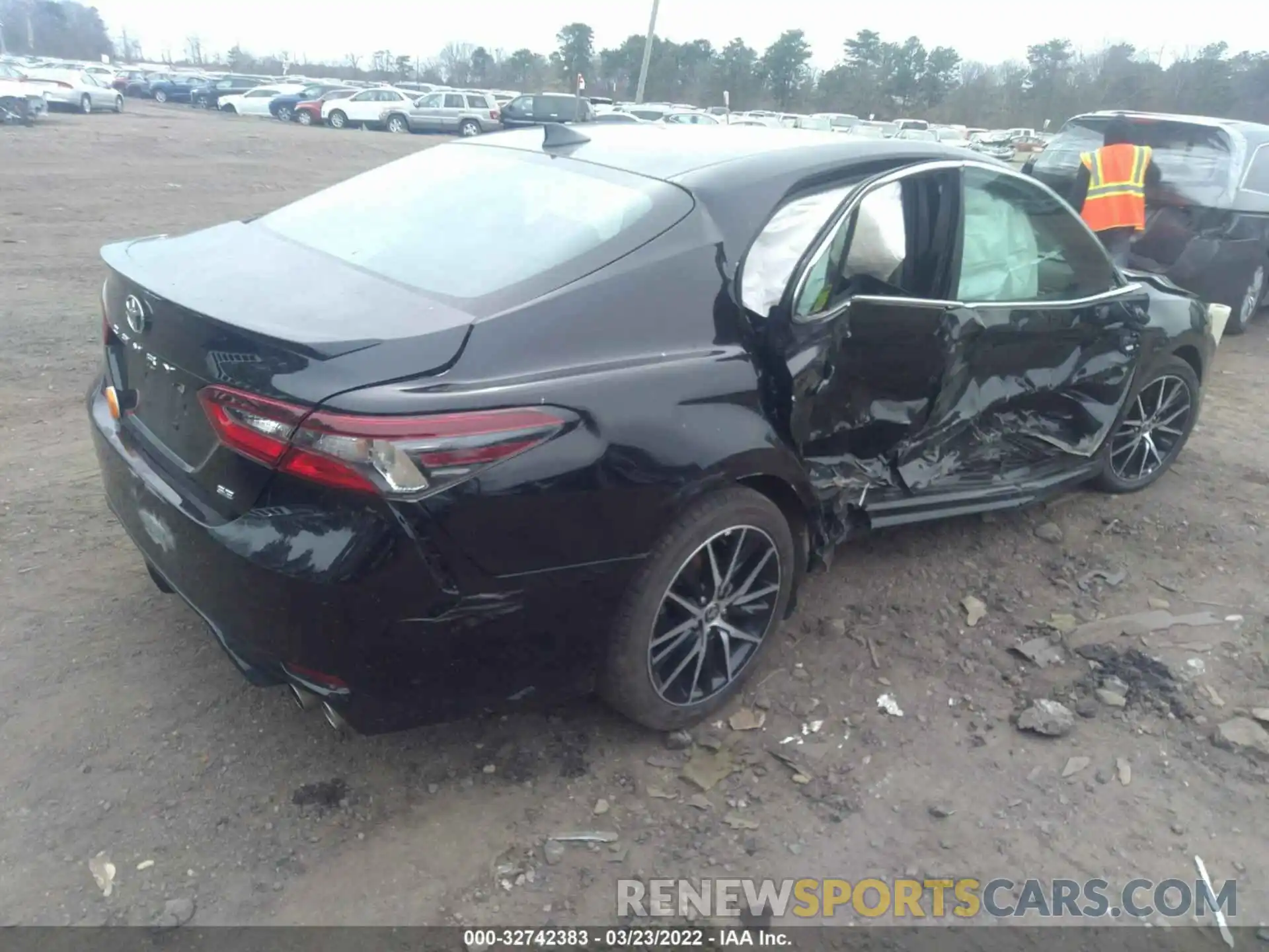 4 Photograph of a damaged car 4T1G11AK8MU481238 TOYOTA CAMRY 2021