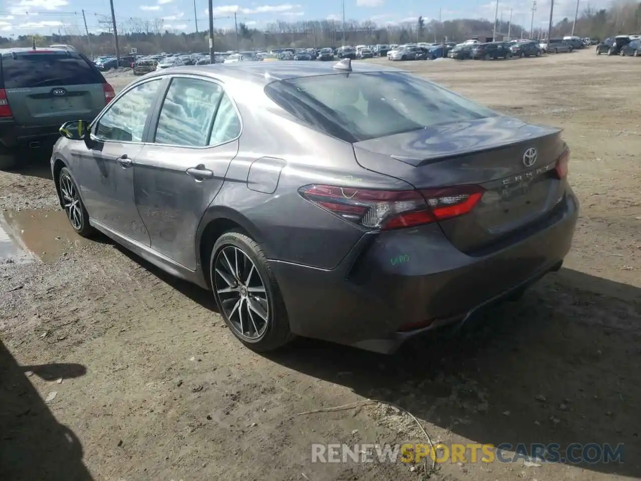 3 Photograph of a damaged car 4T1G11AK8MU488609 TOYOTA CAMRY 2021