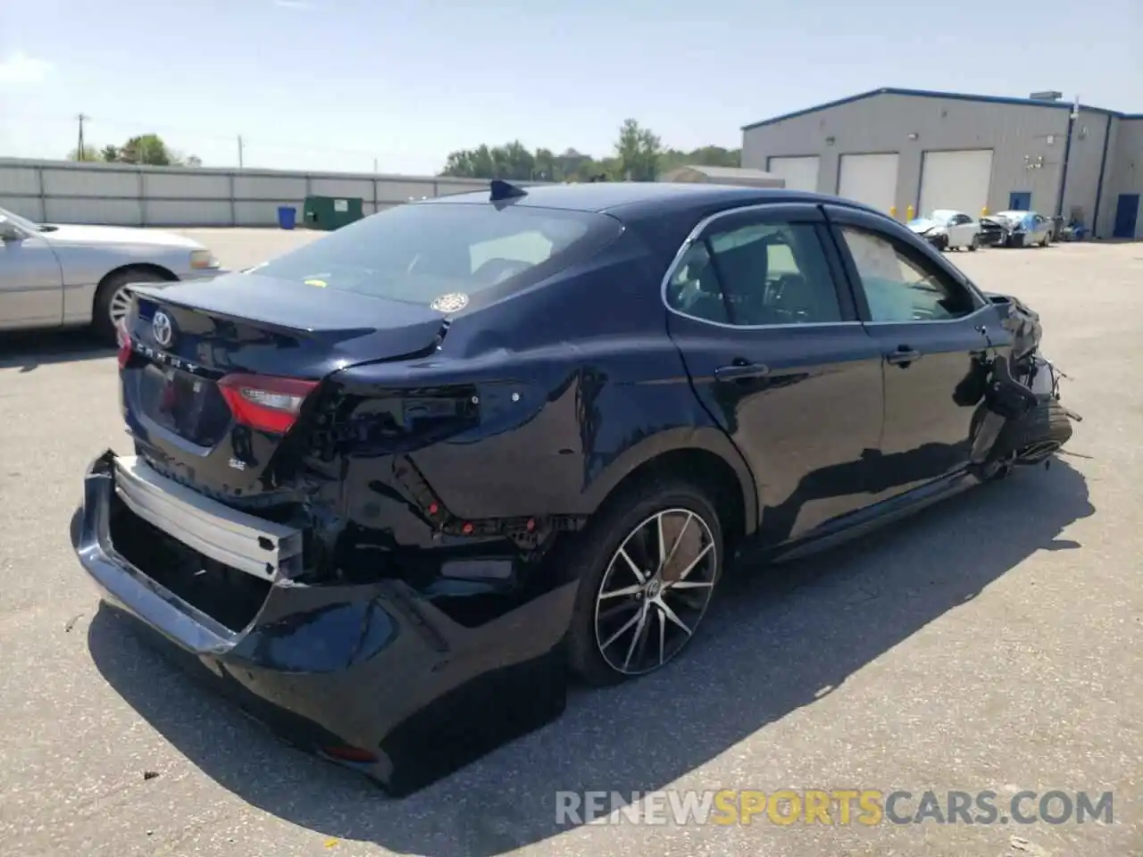 4 Photograph of a damaged car 4T1G11AK8MU489680 TOYOTA CAMRY 2021