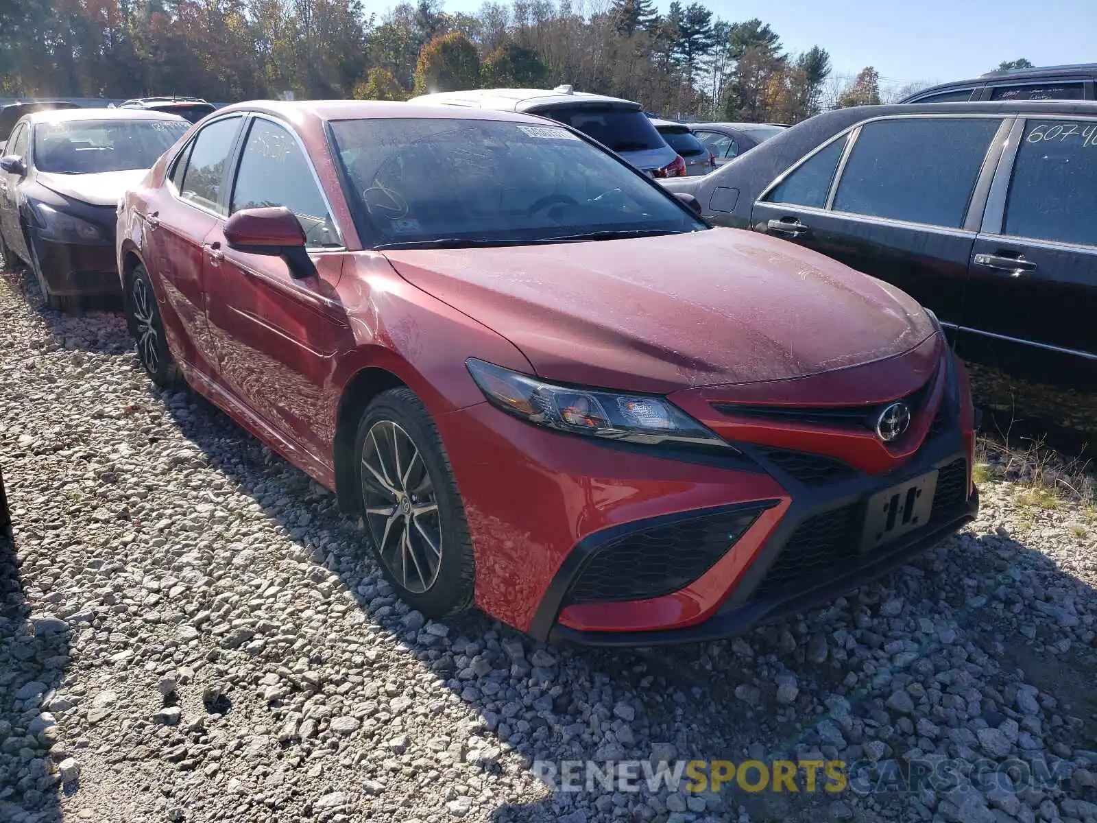 1 Photograph of a damaged car 4T1G11AK8MU496239 TOYOTA CAMRY 2021