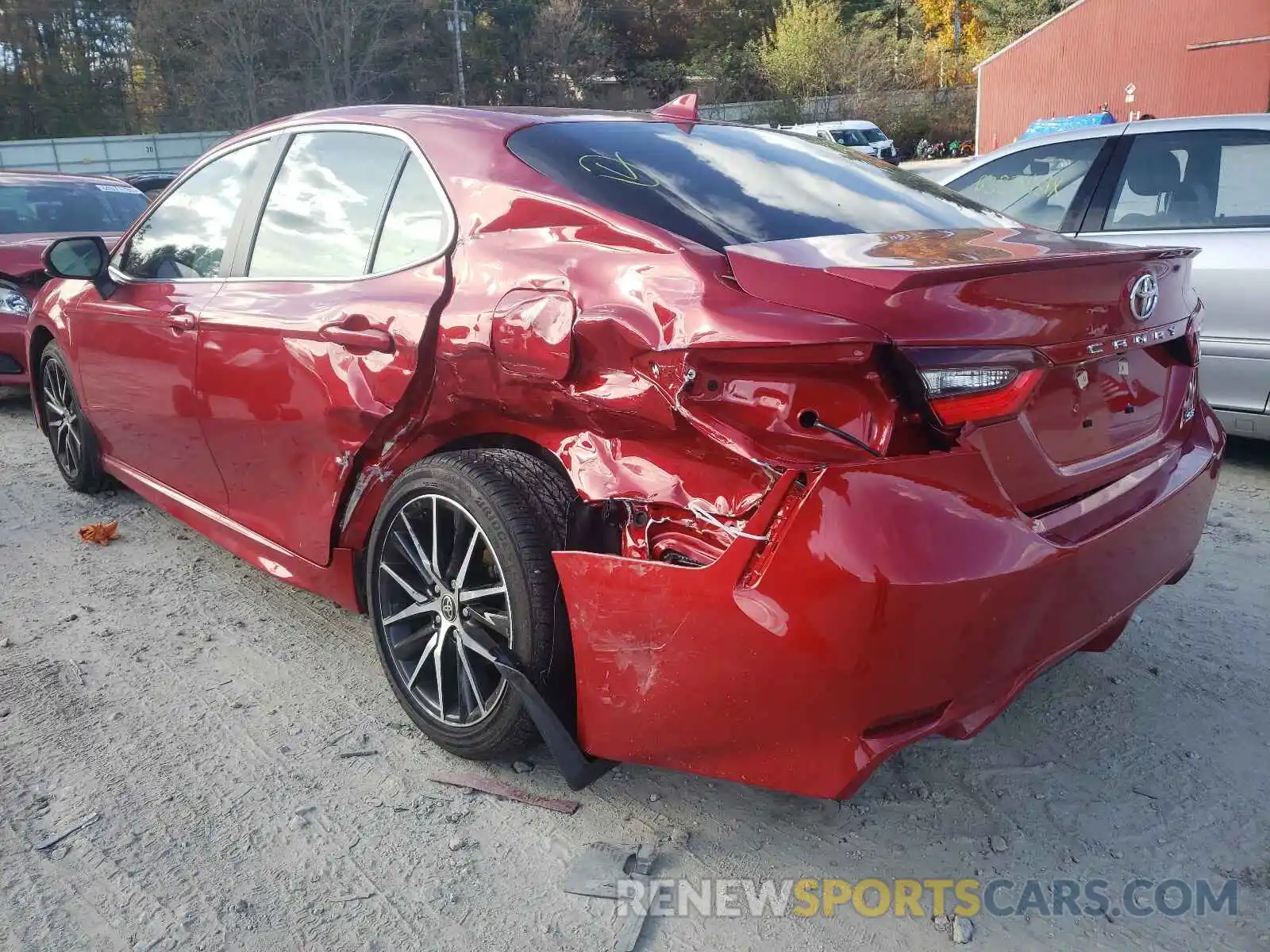 3 Photograph of a damaged car 4T1G11AK8MU496239 TOYOTA CAMRY 2021