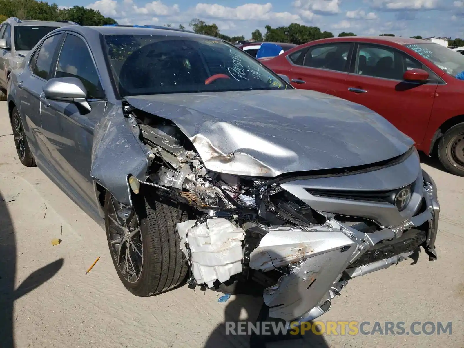 1 Photograph of a damaged car 4T1G11AK8MU514187 TOYOTA CAMRY 2021