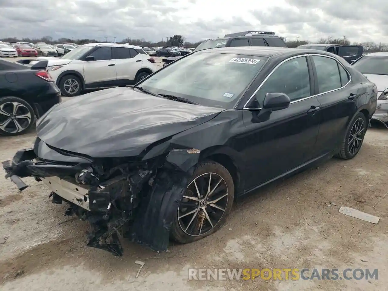 1 Photograph of a damaged car 4T1G11AK8MU516697 TOYOTA CAMRY 2021