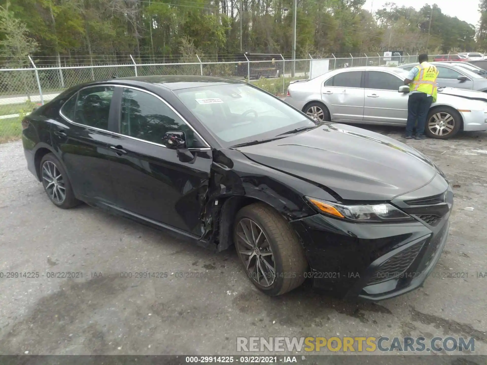 1 Photograph of a damaged car 4T1G11AK8MU524380 TOYOTA CAMRY 2021