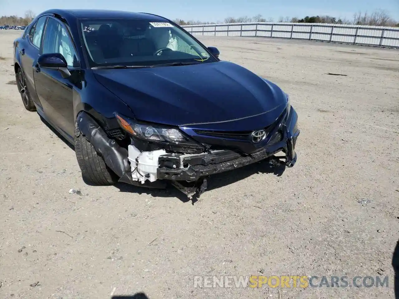 9 Photograph of a damaged car 4T1G11AK8MU529496 TOYOTA CAMRY 2021