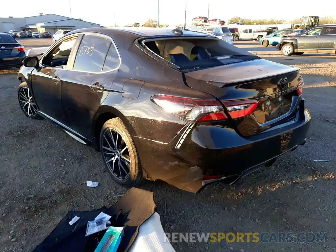 3 Photograph of a damaged car 4T1G11AK8MU530292 TOYOTA CAMRY 2021