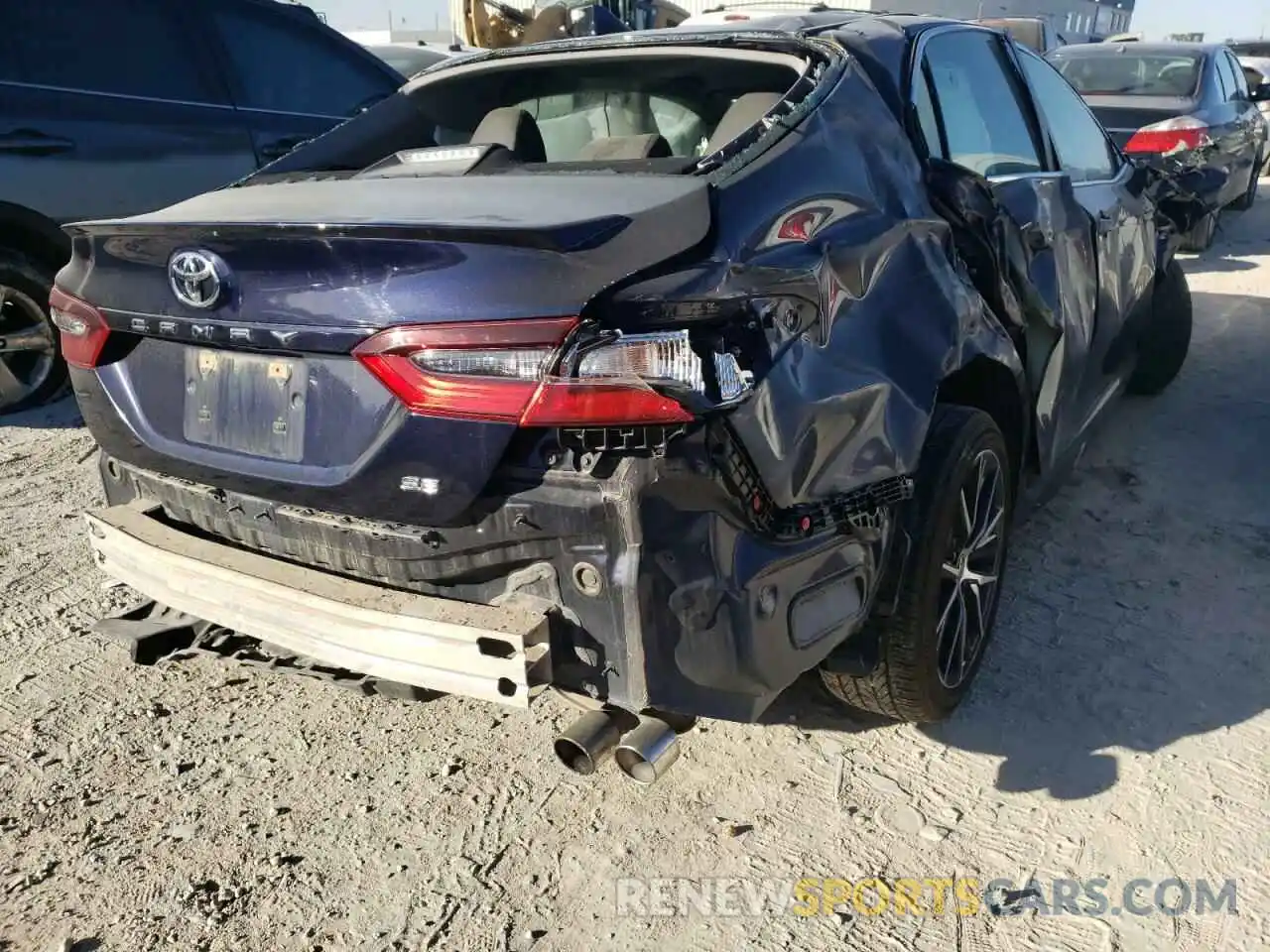 4 Photograph of a damaged car 4T1G11AK8MU533838 TOYOTA CAMRY 2021