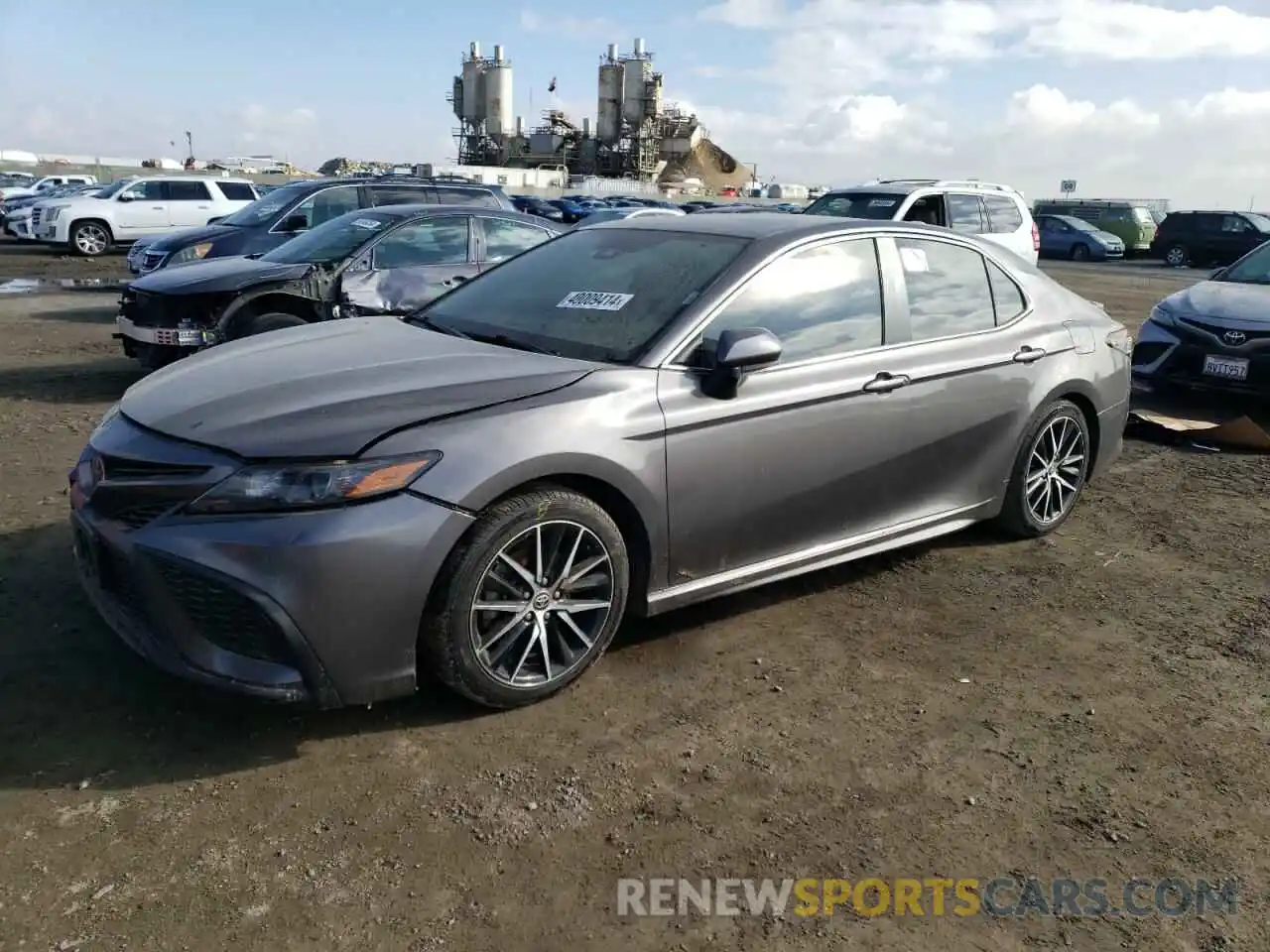 1 Photograph of a damaged car 4T1G11AK8MU535797 TOYOTA CAMRY 2021