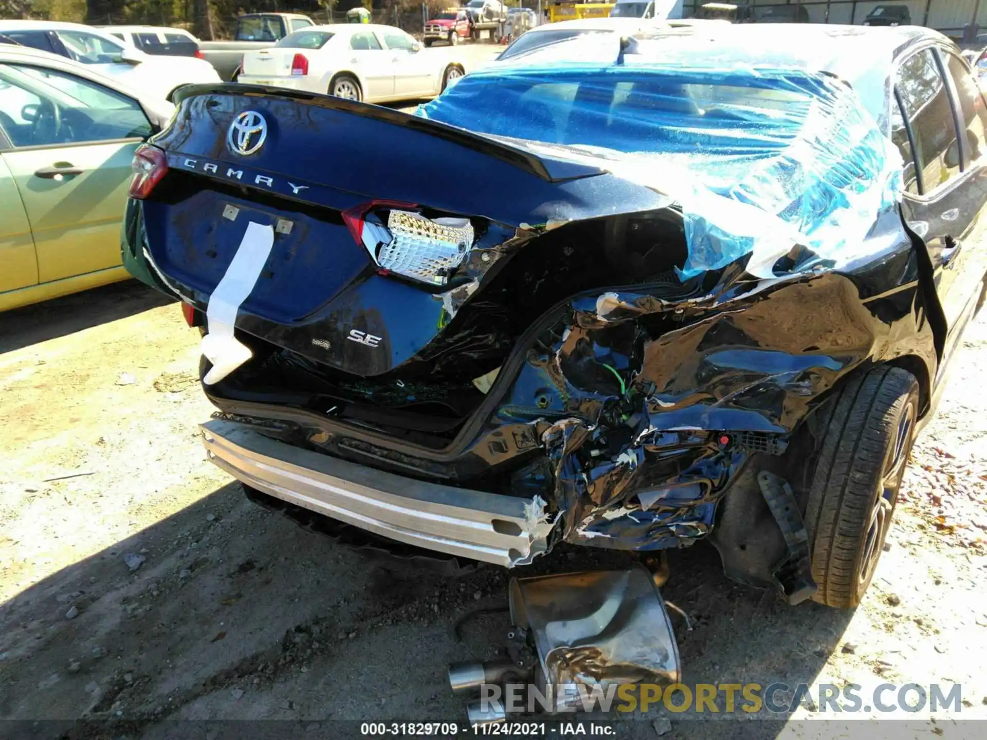 6 Photograph of a damaged car 4T1G11AK8MU543074 TOYOTA CAMRY 2021