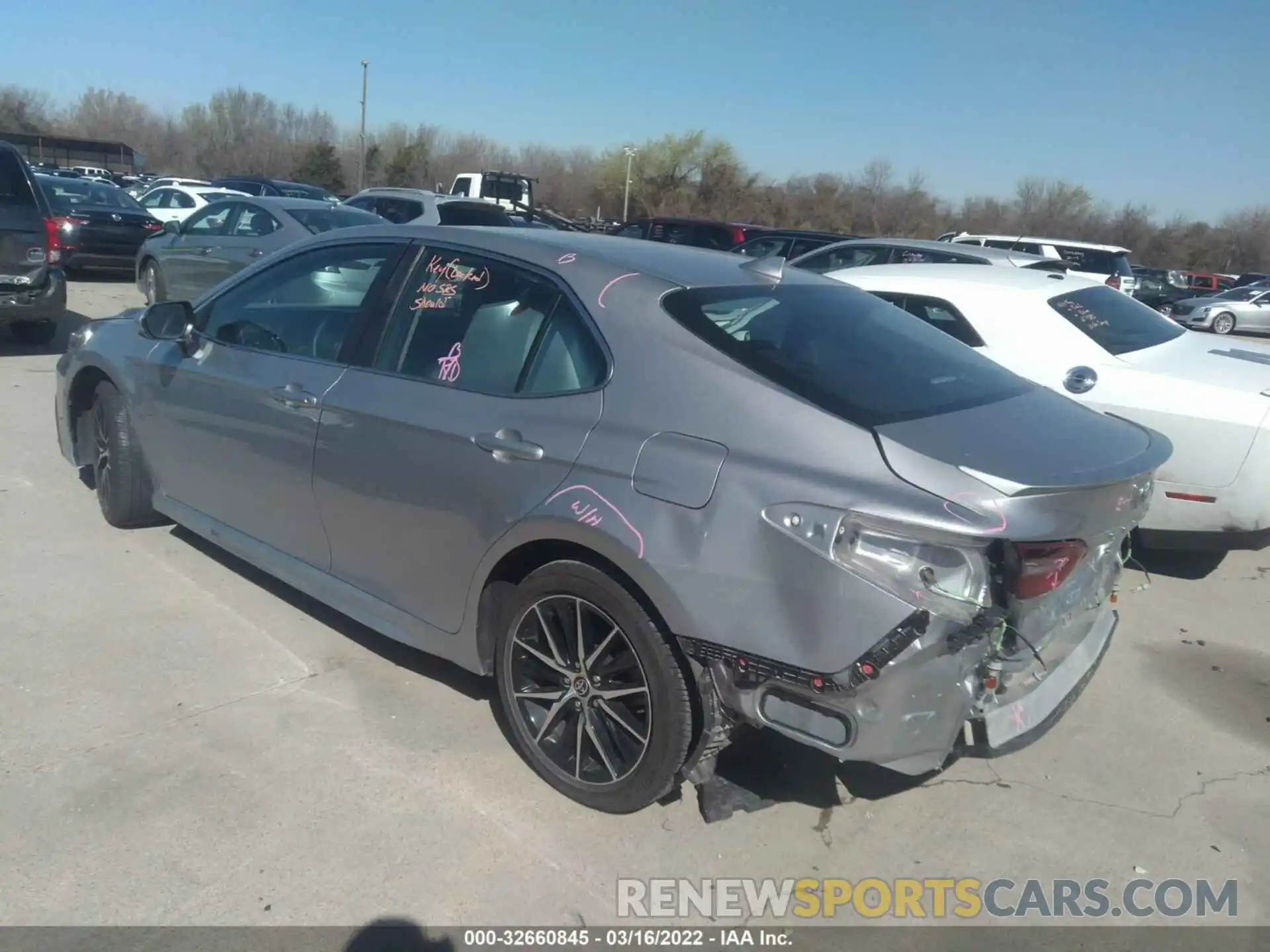 3 Photograph of a damaged car 4T1G11AK8MU565995 TOYOTA CAMRY 2021