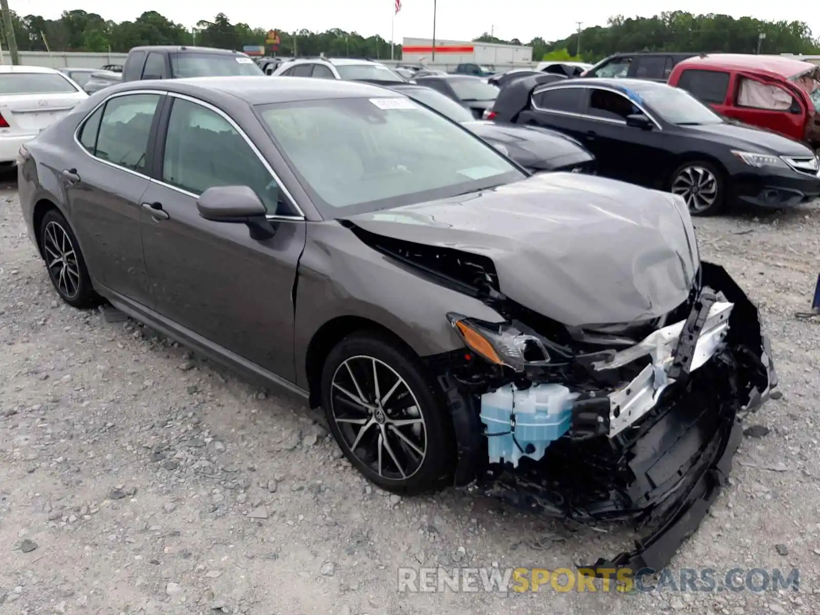 1 Photograph of a damaged car 4T1G11AK8MU566919 TOYOTA CAMRY 2021