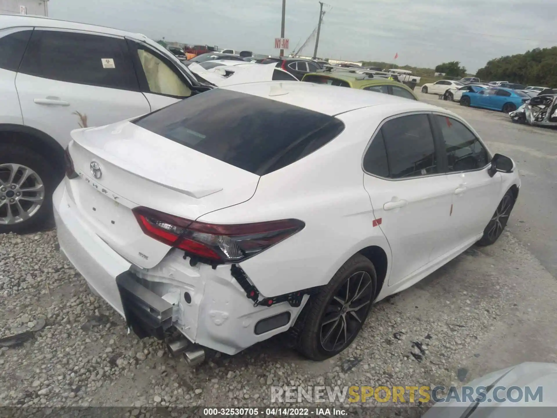 4 Photograph of a damaged car 4T1G11AK8MU593845 TOYOTA CAMRY 2021