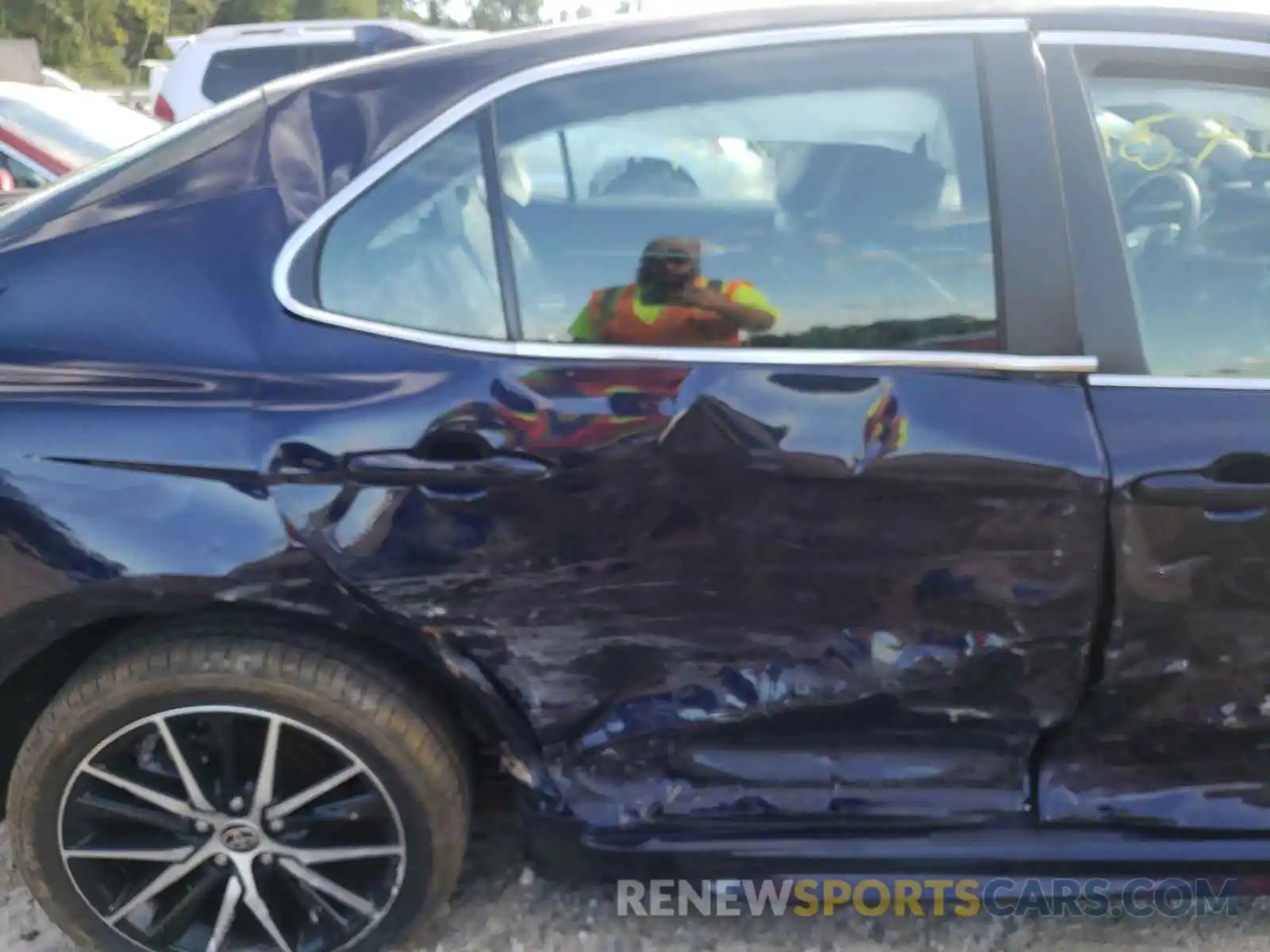 6 Photograph of a damaged car 4T1G11AK8MU597961 TOYOTA CAMRY 2021