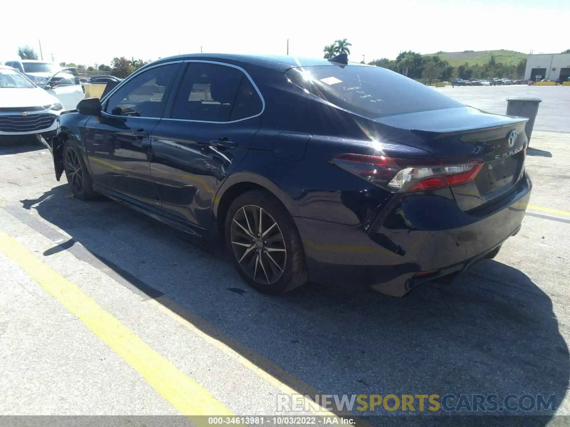 3 Photograph of a damaged car 4T1G11AK8MU600647 TOYOTA CAMRY 2021