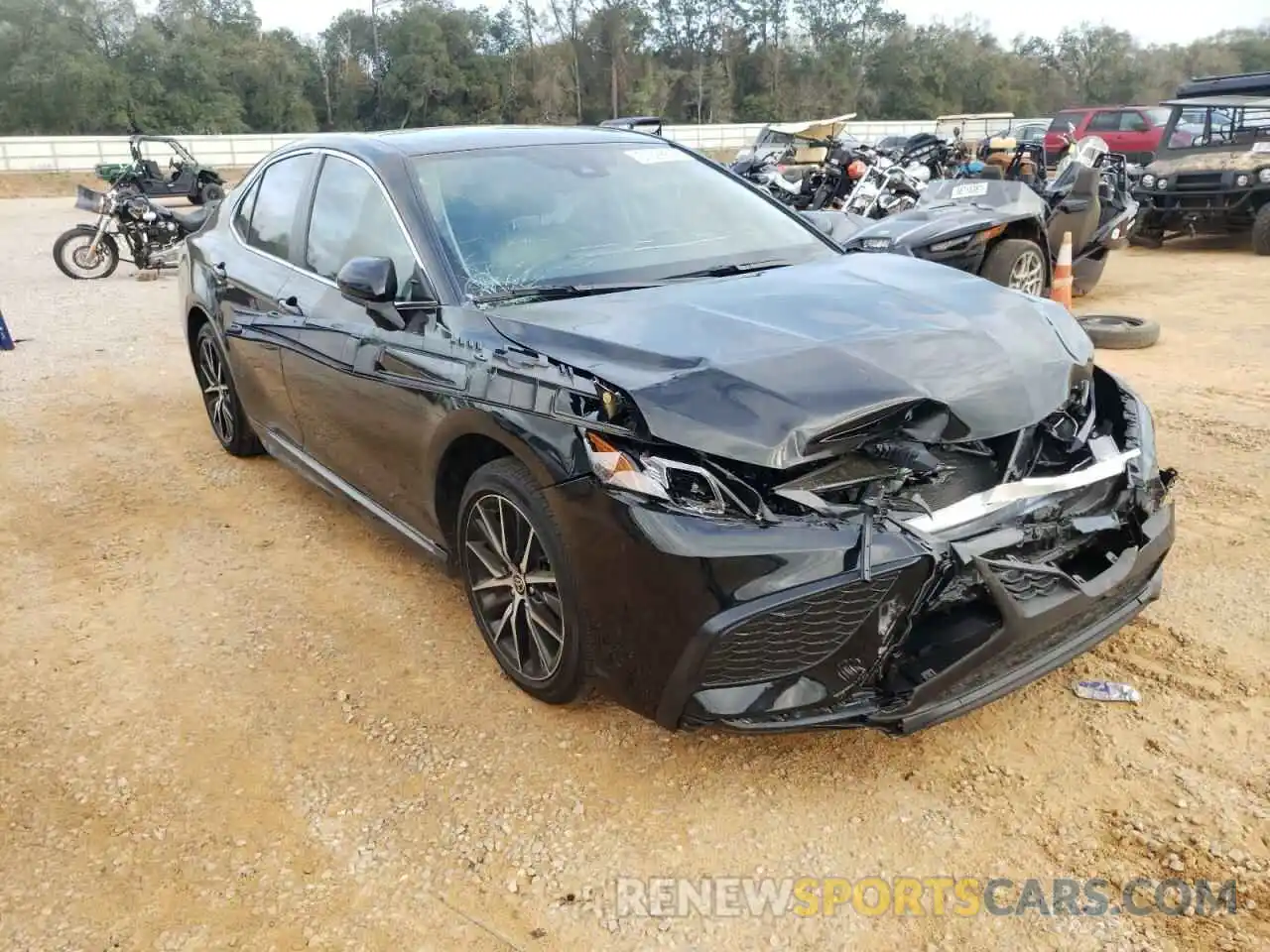 1 Photograph of a damaged car 4T1G11AK8MU604147 TOYOTA CAMRY 2021