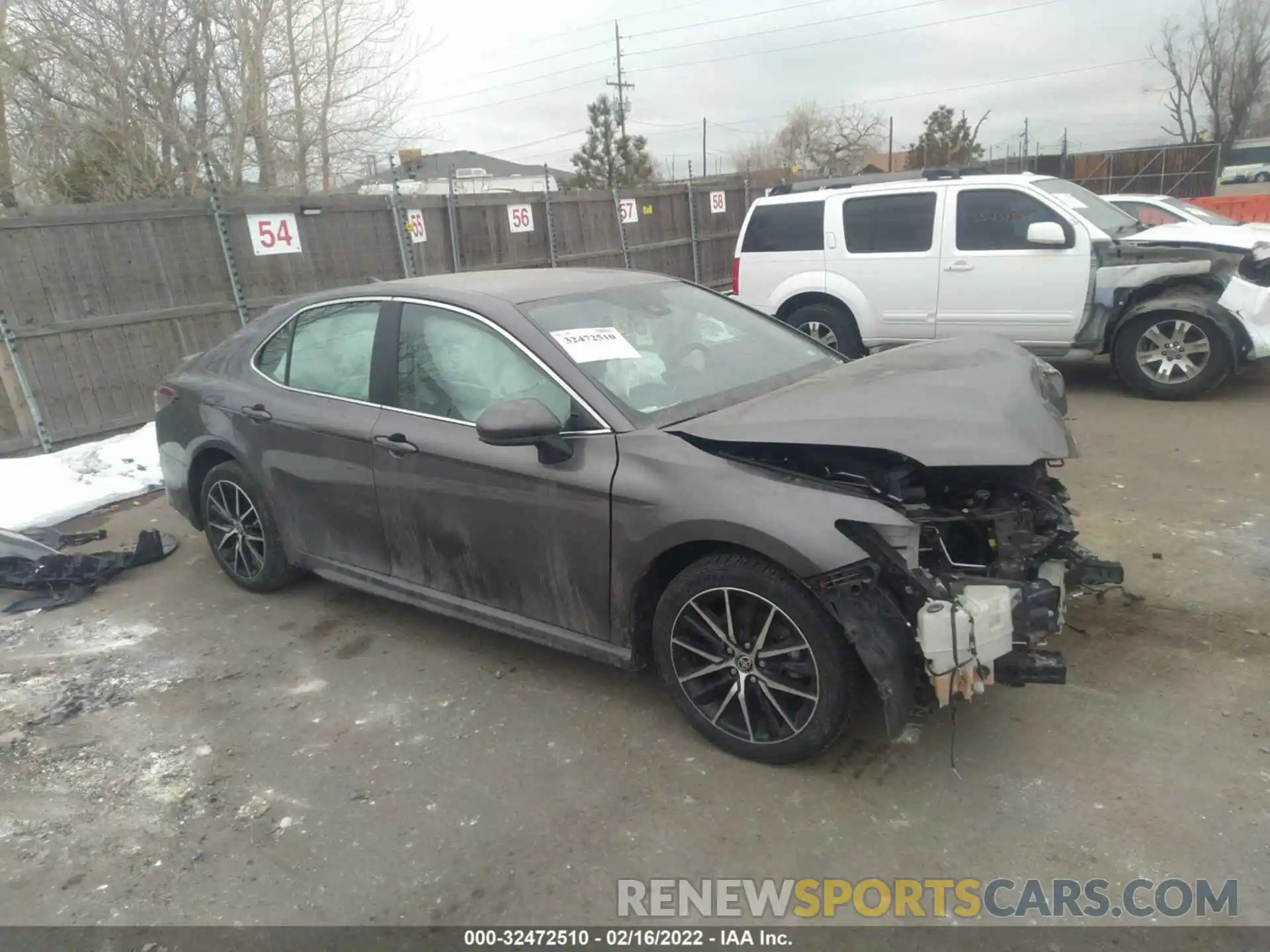 1 Photograph of a damaged car 4T1G11AK9MU405737 TOYOTA CAMRY 2021