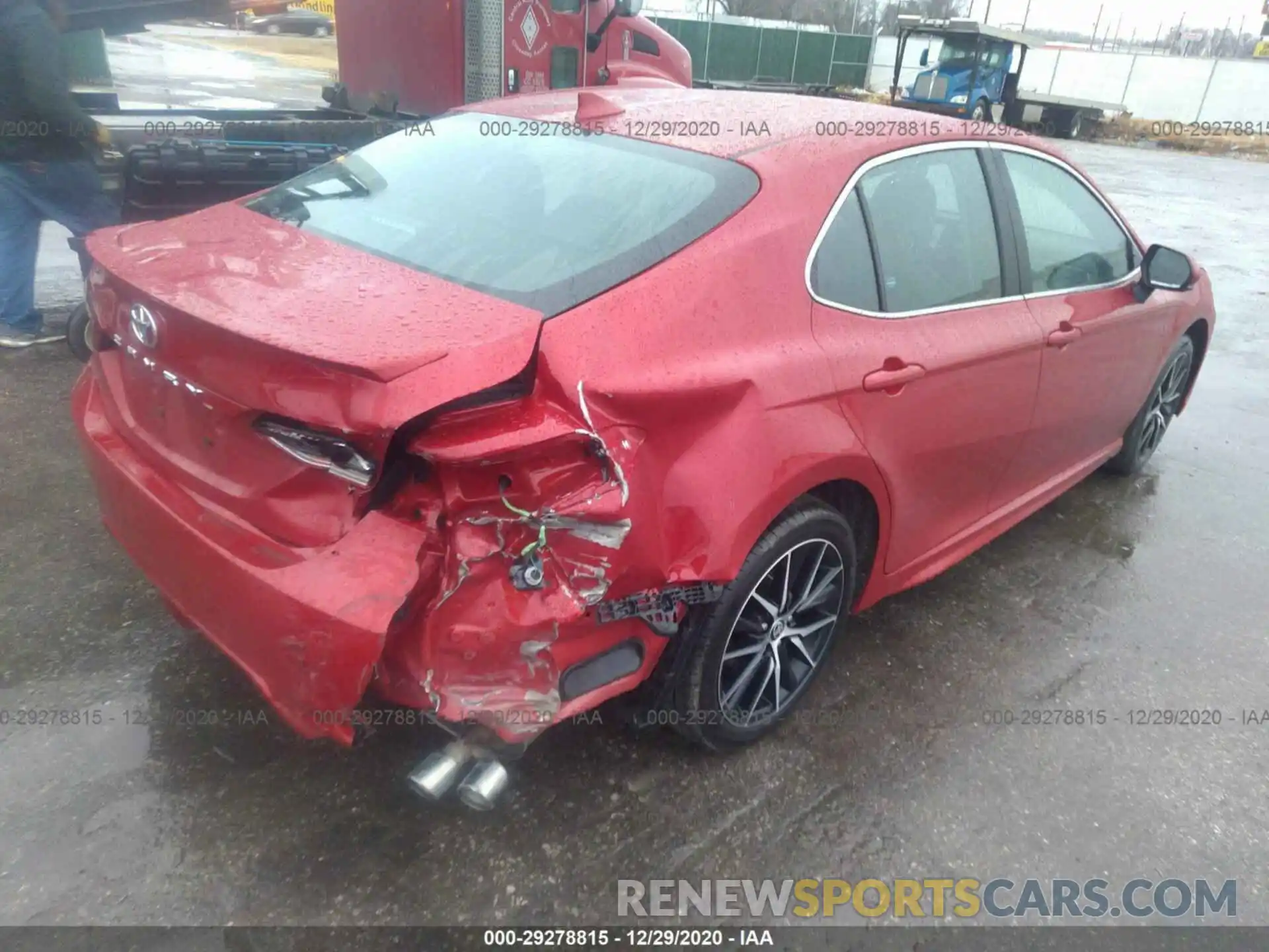 4 Photograph of a damaged car 4T1G11AK9MU406645 TOYOTA CAMRY 2021