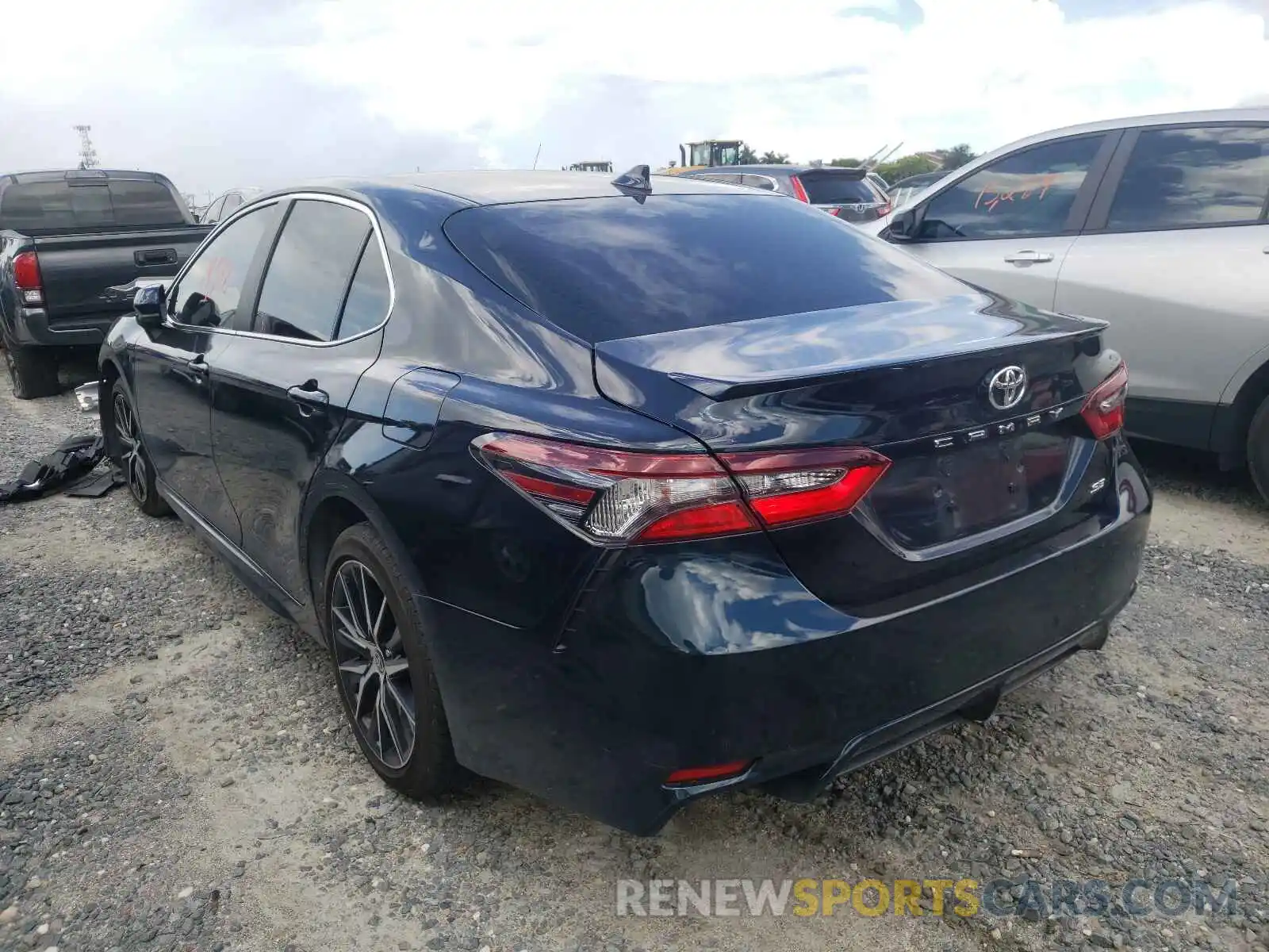 3 Photograph of a damaged car 4T1G11AK9MU420187 TOYOTA CAMRY 2021