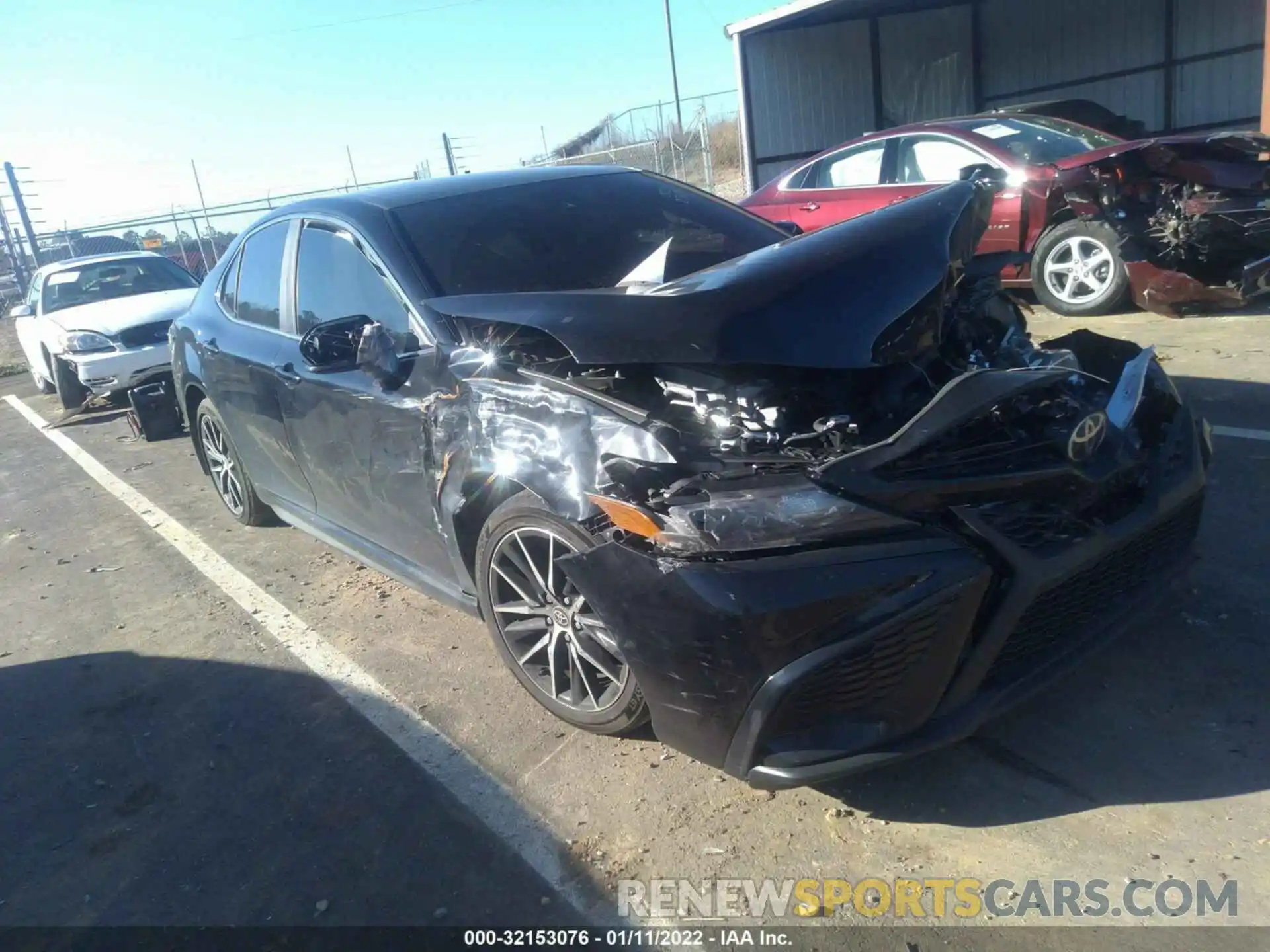 1 Photograph of a damaged car 4T1G11AK9MU432369 TOYOTA CAMRY 2021