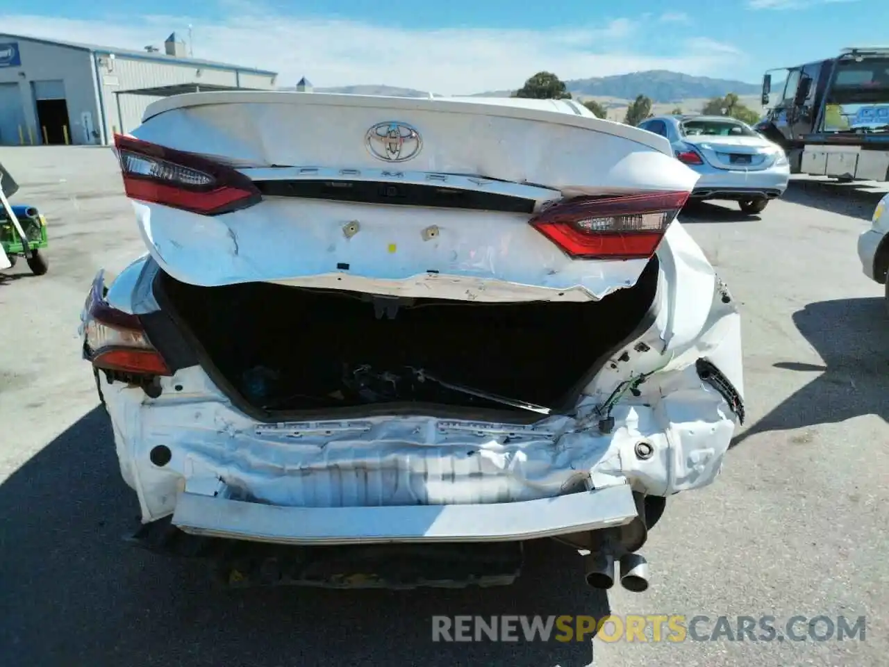 9 Photograph of a damaged car 4T1G11AK9MU443646 TOYOTA CAMRY 2021