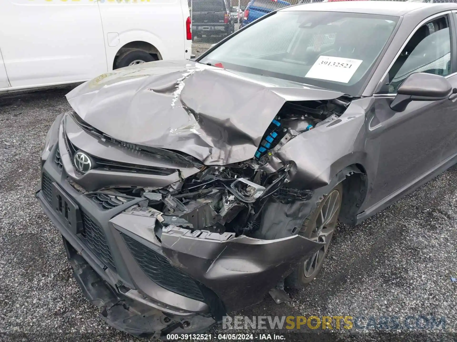 6 Photograph of a damaged car 4T1G11AK9MU444912 TOYOTA CAMRY 2021