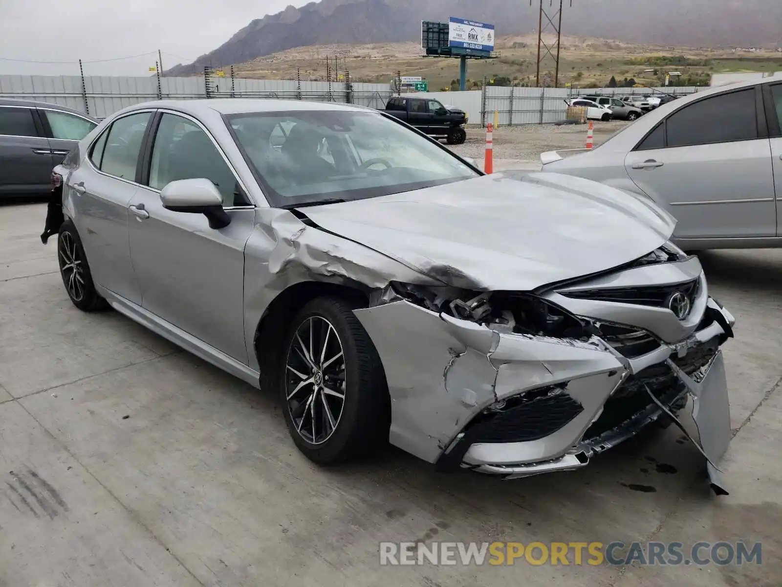 1 Photograph of a damaged car 4T1G11AK9MU445672 TOYOTA CAMRY 2021