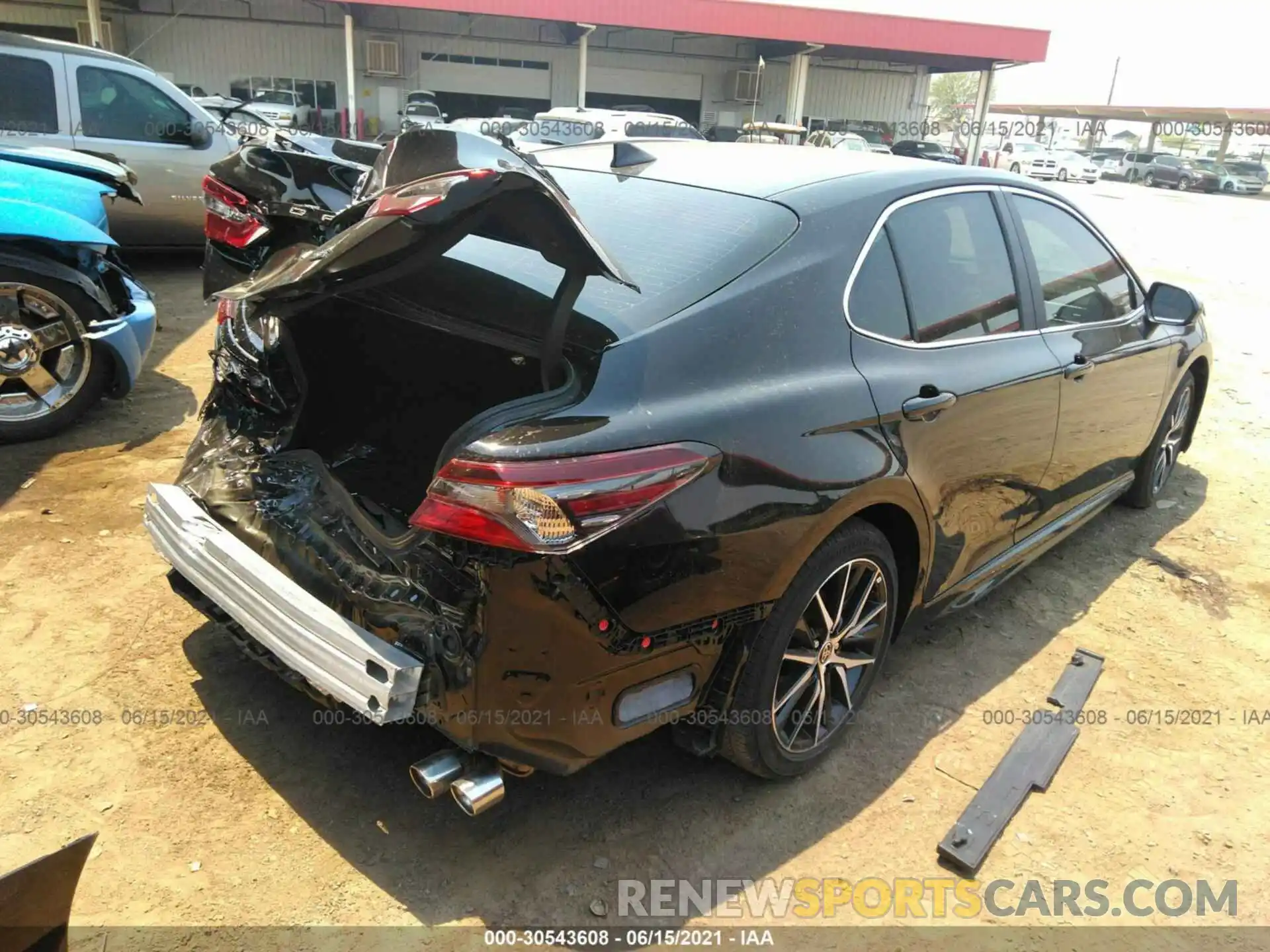 4 Photograph of a damaged car 4T1G11AK9MU446563 TOYOTA CAMRY 2021