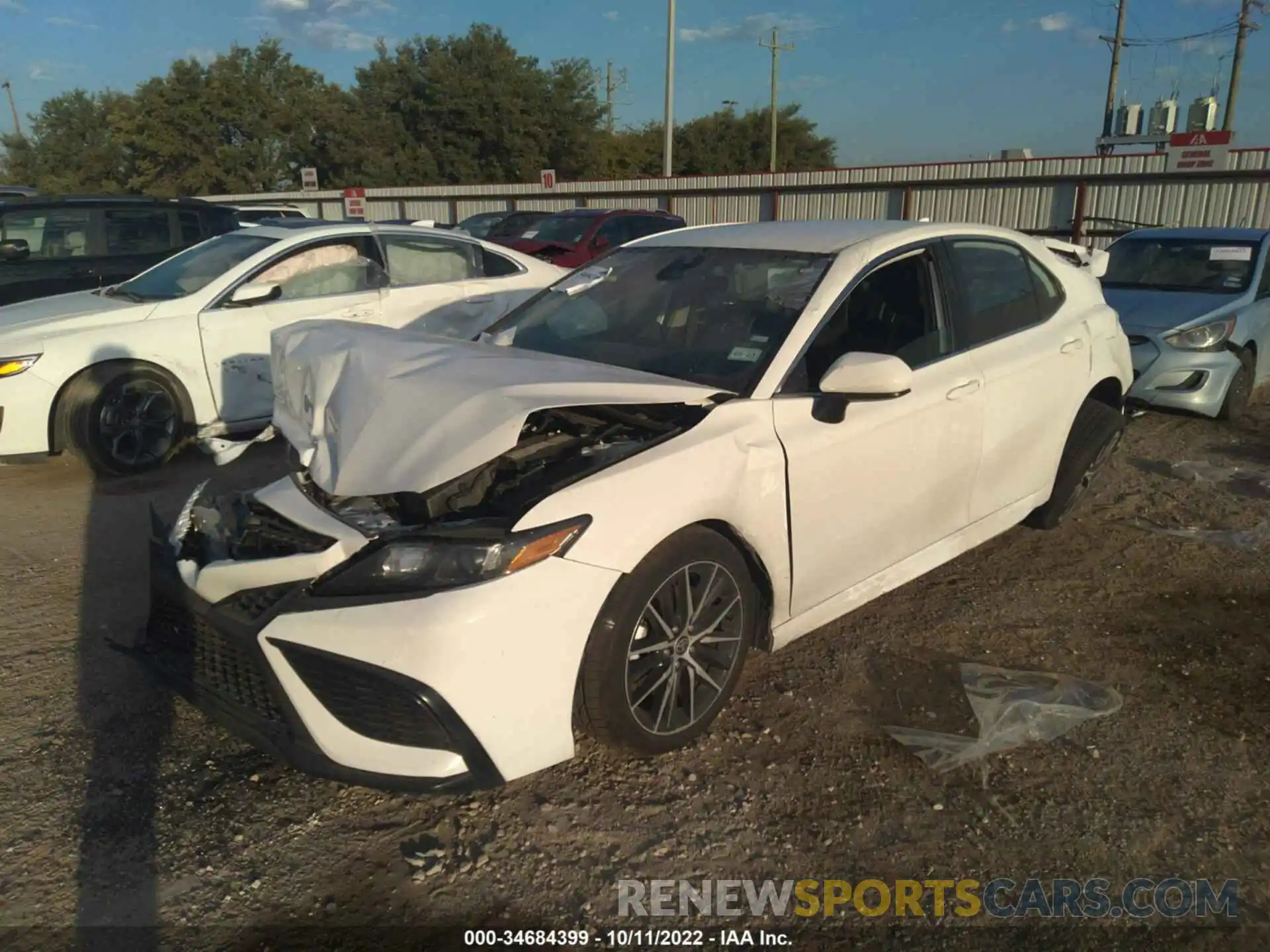 2 Photograph of a damaged car 4T1G11AK9MU464321 TOYOTA CAMRY 2021