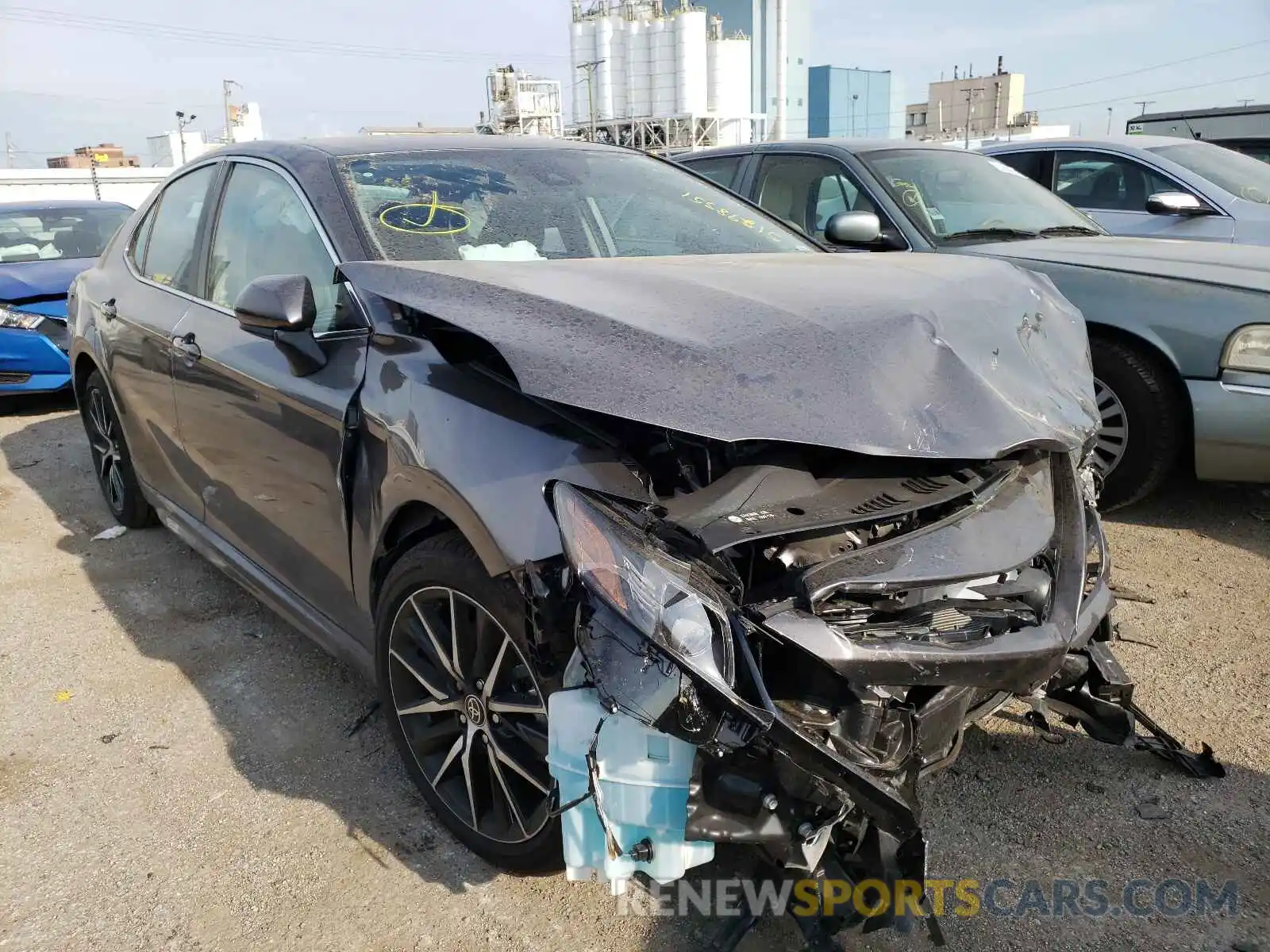 1 Photograph of a damaged car 4T1G11AK9MU468871 TOYOTA CAMRY 2021