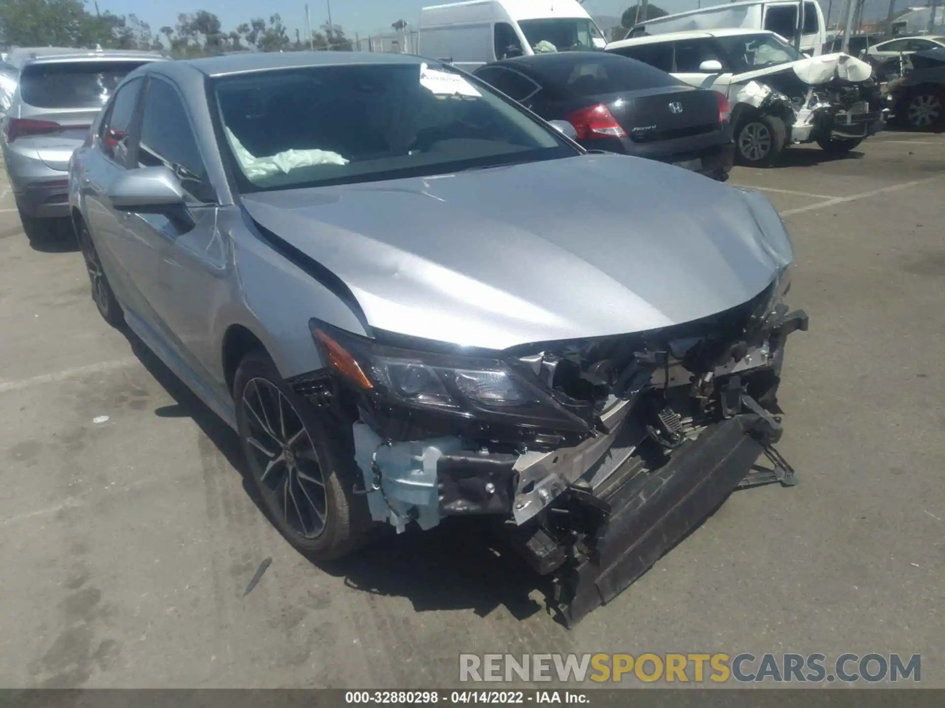 1 Photograph of a damaged car 4T1G11AK9MU471317 TOYOTA CAMRY 2021