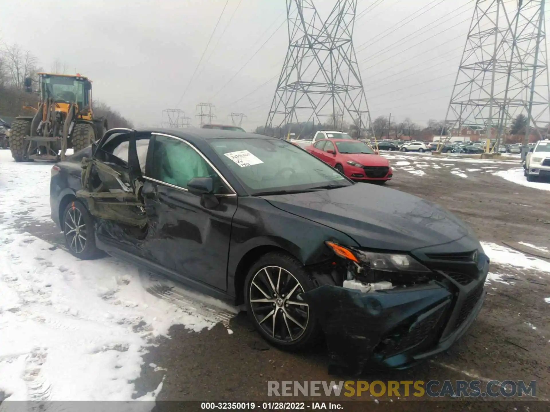 1 Photograph of a damaged car 4T1G11AK9MU524582 TOYOTA CAMRY 2021