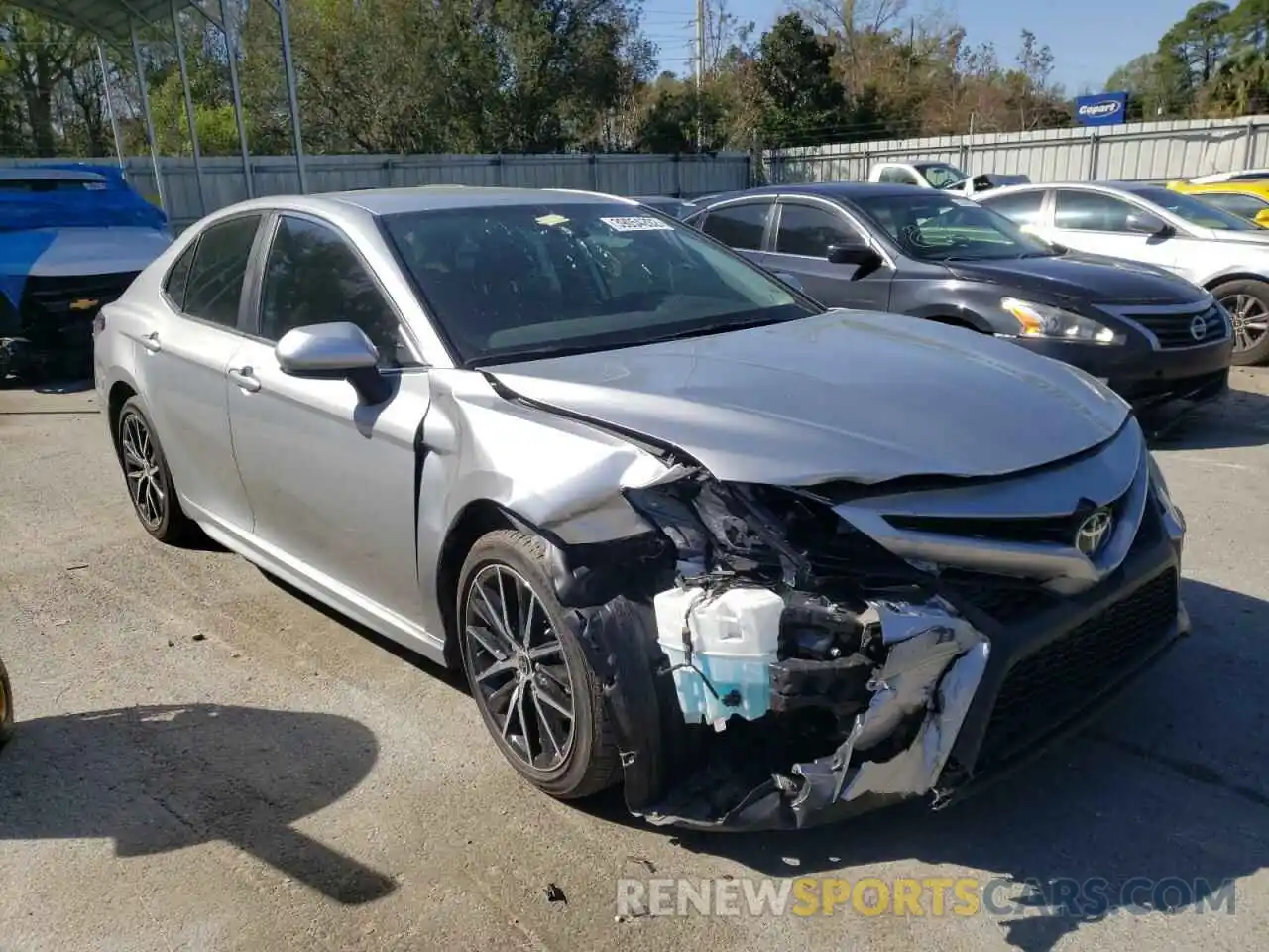 1 Photograph of a damaged car 4T1G11AK9MU537302 TOYOTA CAMRY 2021