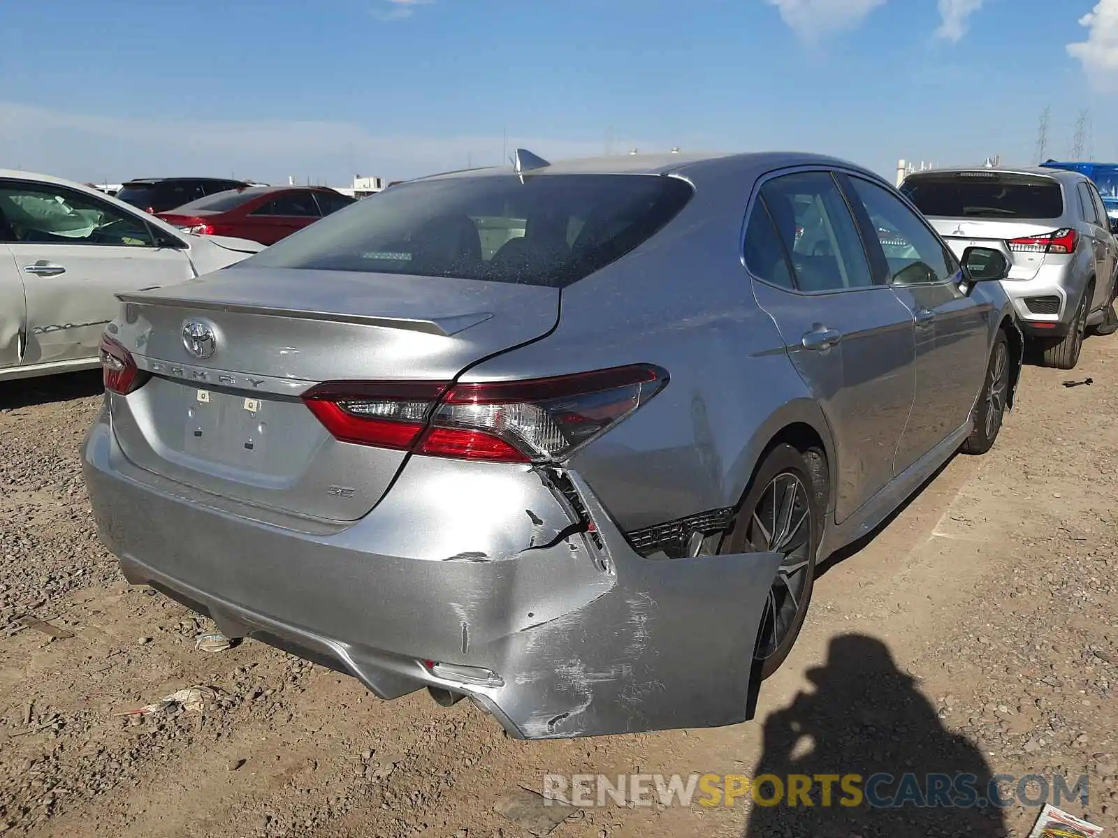 4 Photograph of a damaged car 4T1G11AK9MU537574 TOYOTA CAMRY 2021