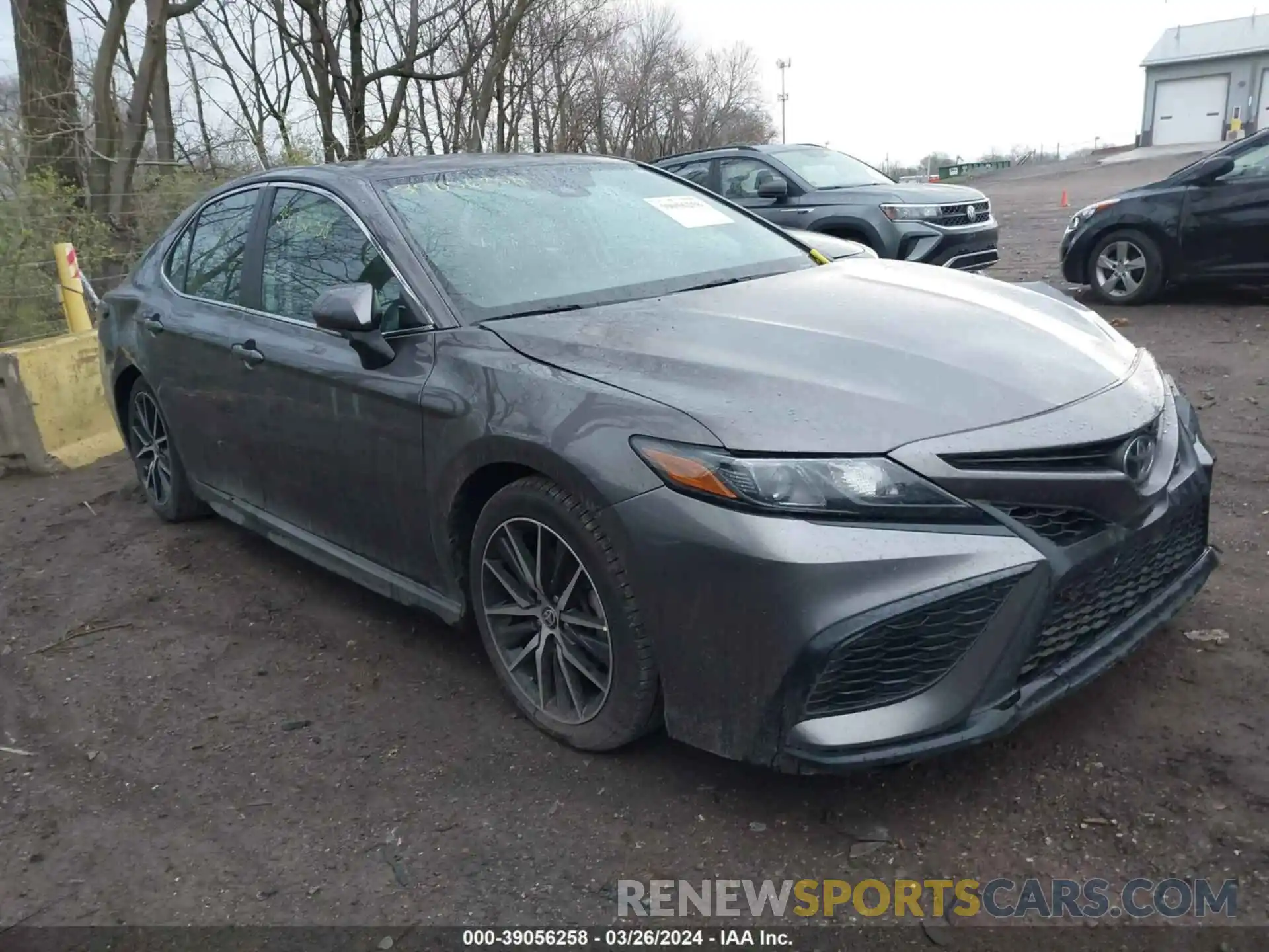 1 Photograph of a damaged car 4T1G11AK9MU537901 TOYOTA CAMRY 2021