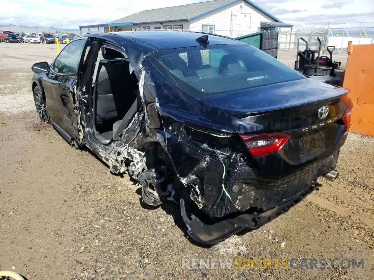 3 Photograph of a damaged car 4T1G11AK9MU539387 TOYOTA CAMRY 2021