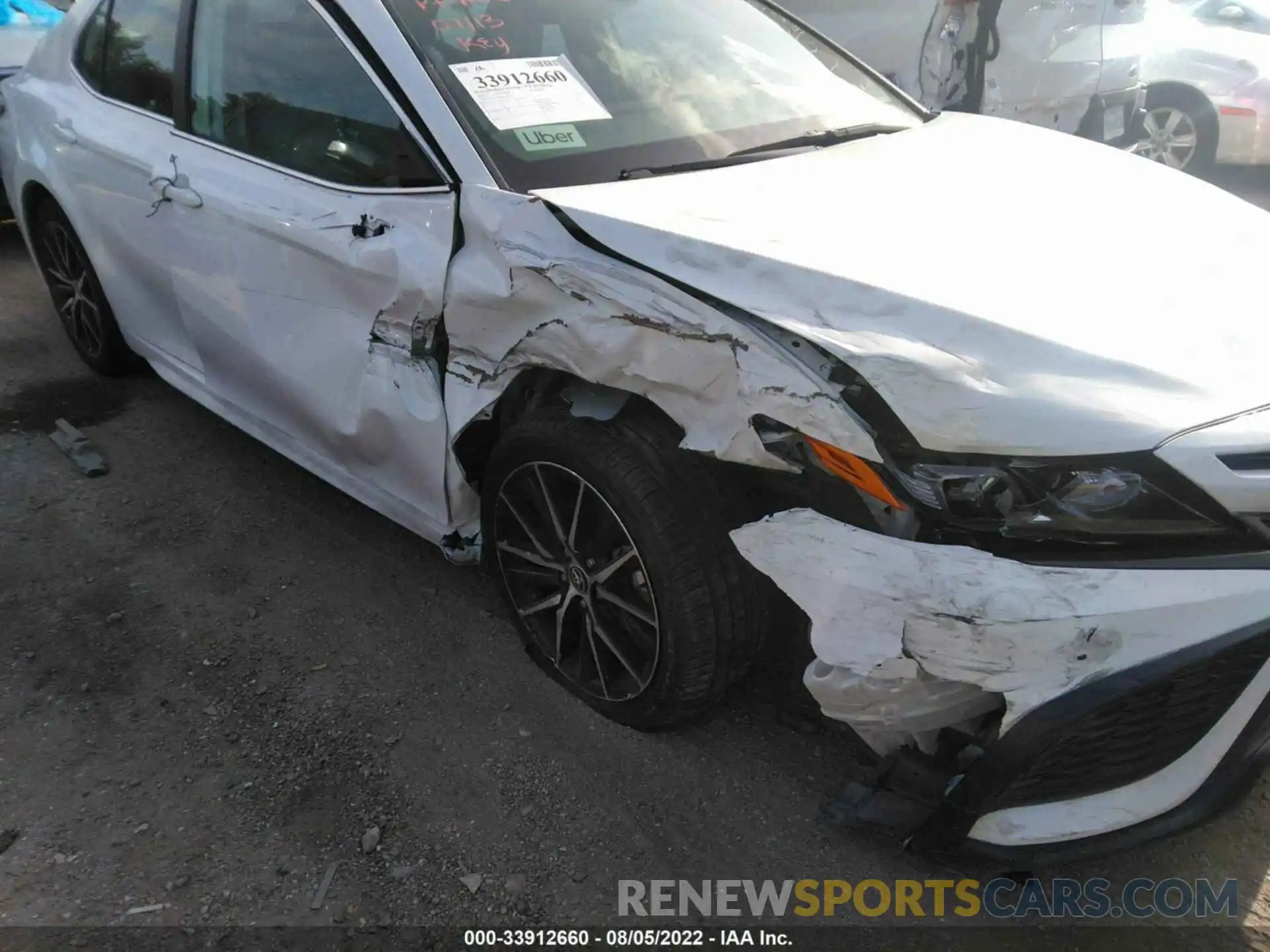 6 Photograph of a damaged car 4T1G11AK9MU541172 TOYOTA CAMRY 2021