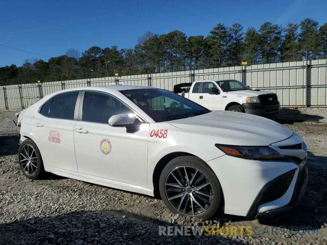 4 Photograph of a damaged car 4T1G11AK9MU547859 TOYOTA CAMRY 2021